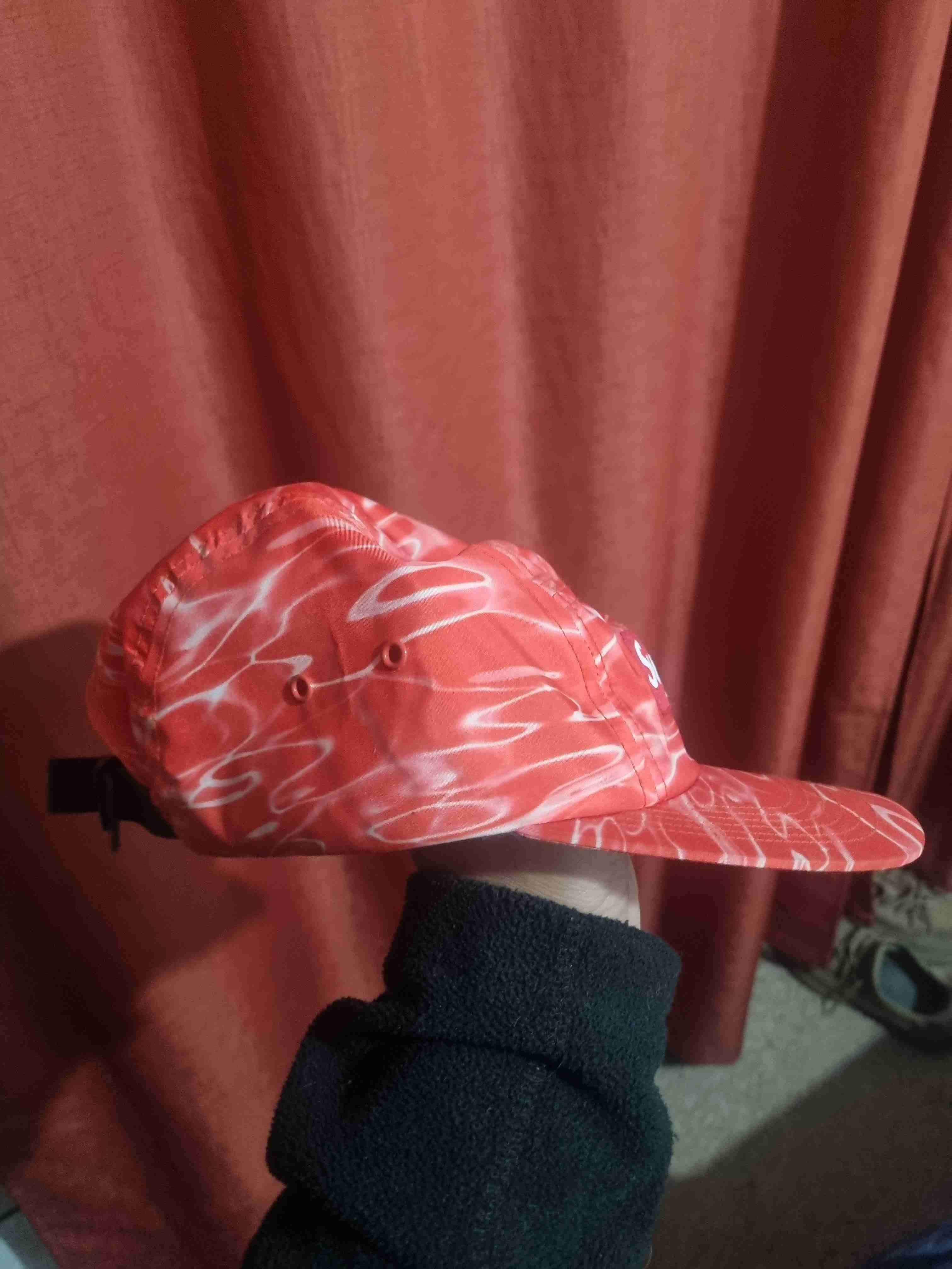 Gorra Supreme roja estampada - miniatura 2
