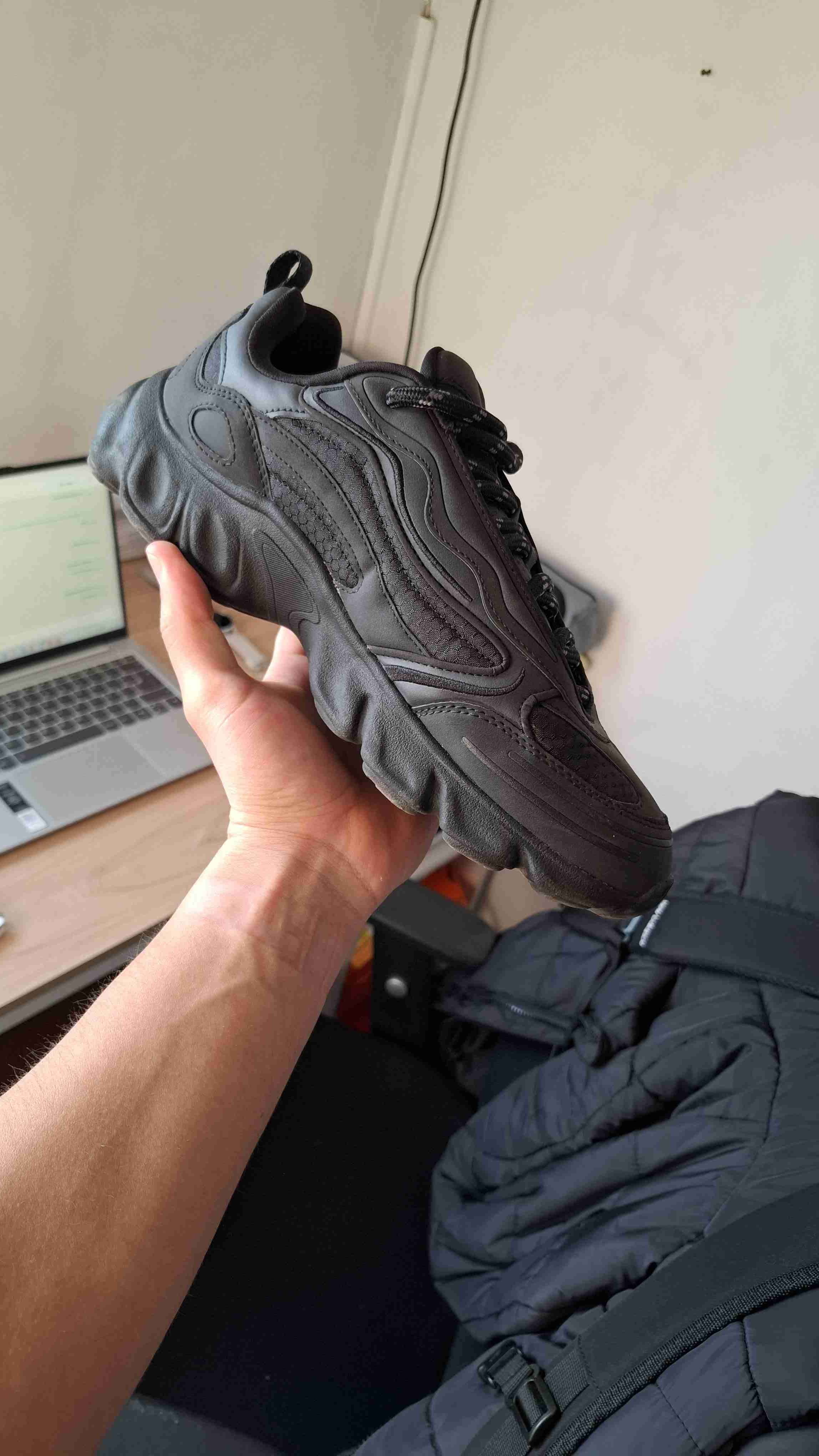 Zapatillas Negras Zara - miniatura 1