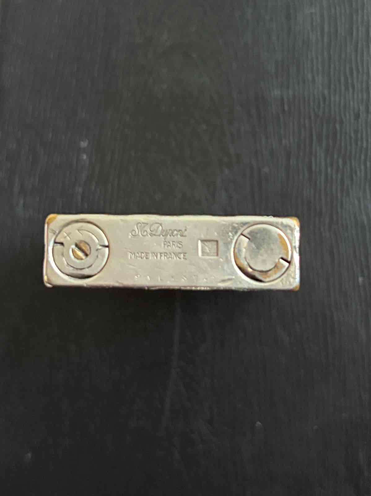 Encendedor S.T. Dupont plateado - miniatura 3