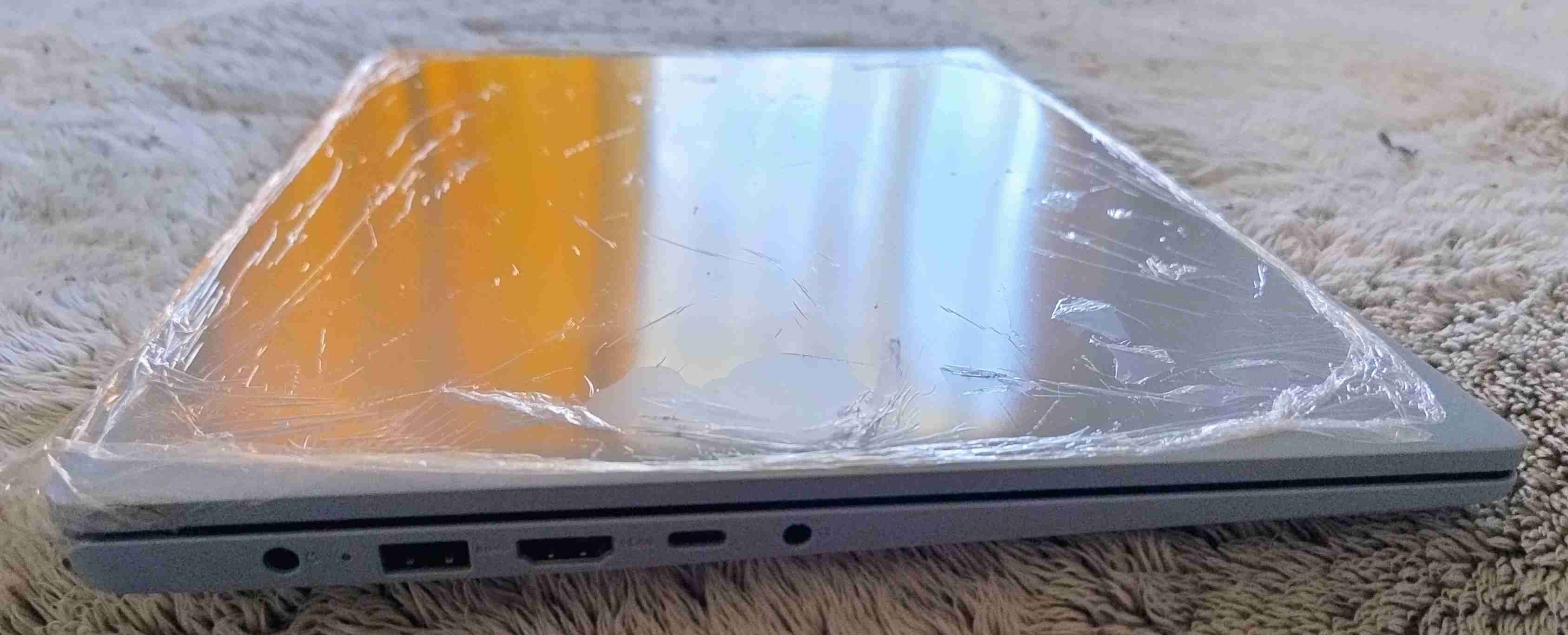 Notebook Lenovo 15 pulgadas - miniatura 2