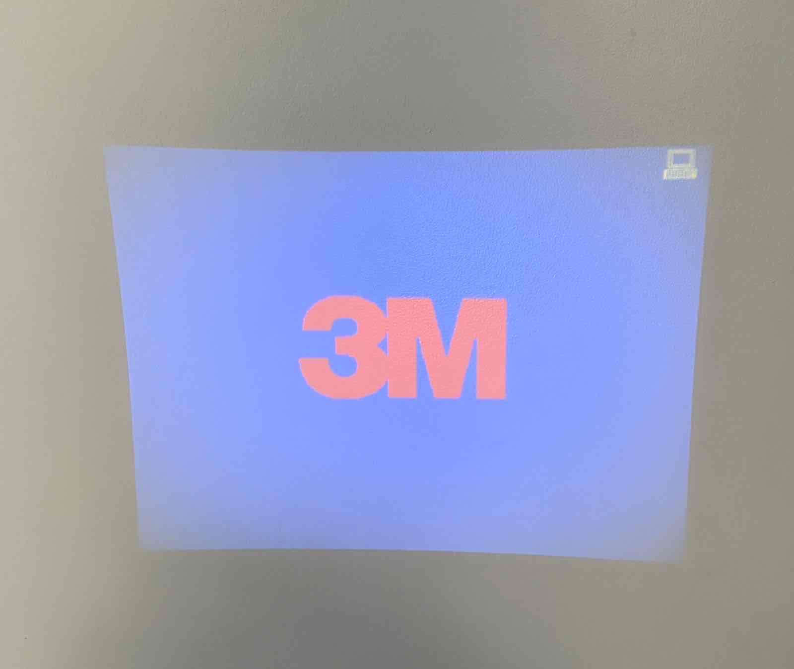 Proyector portátil 3M MPro110 - miniatura 2