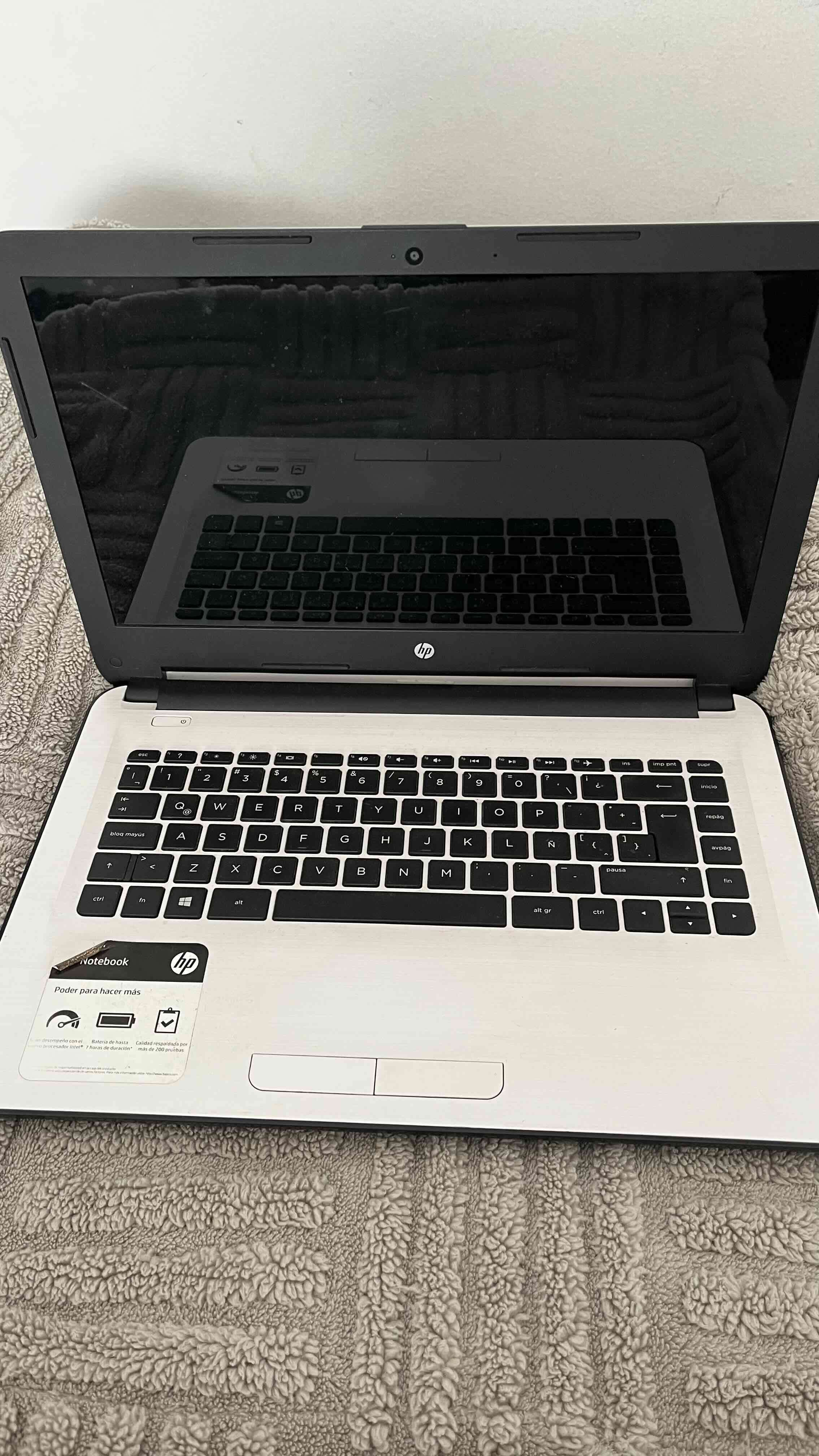 Notebook HP 15 pulgadas - miniatura 1