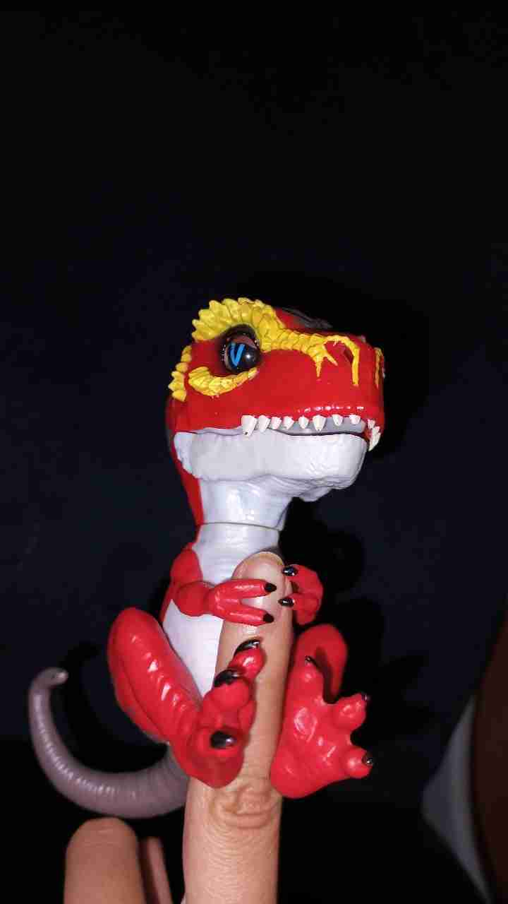 Juguete dinosaurio de dedo - miniatura 1