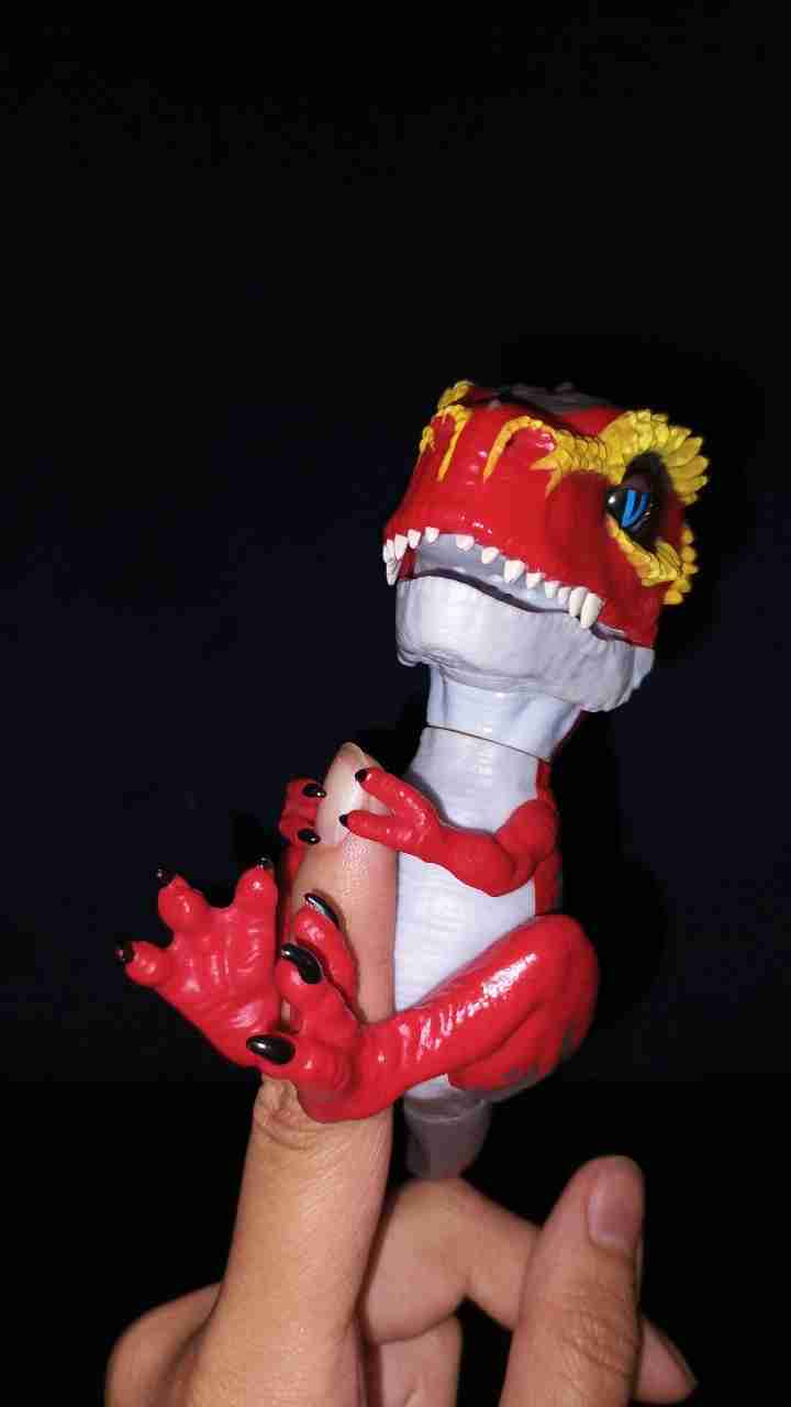 Juguete dinosaurio de dedo - miniatura 3