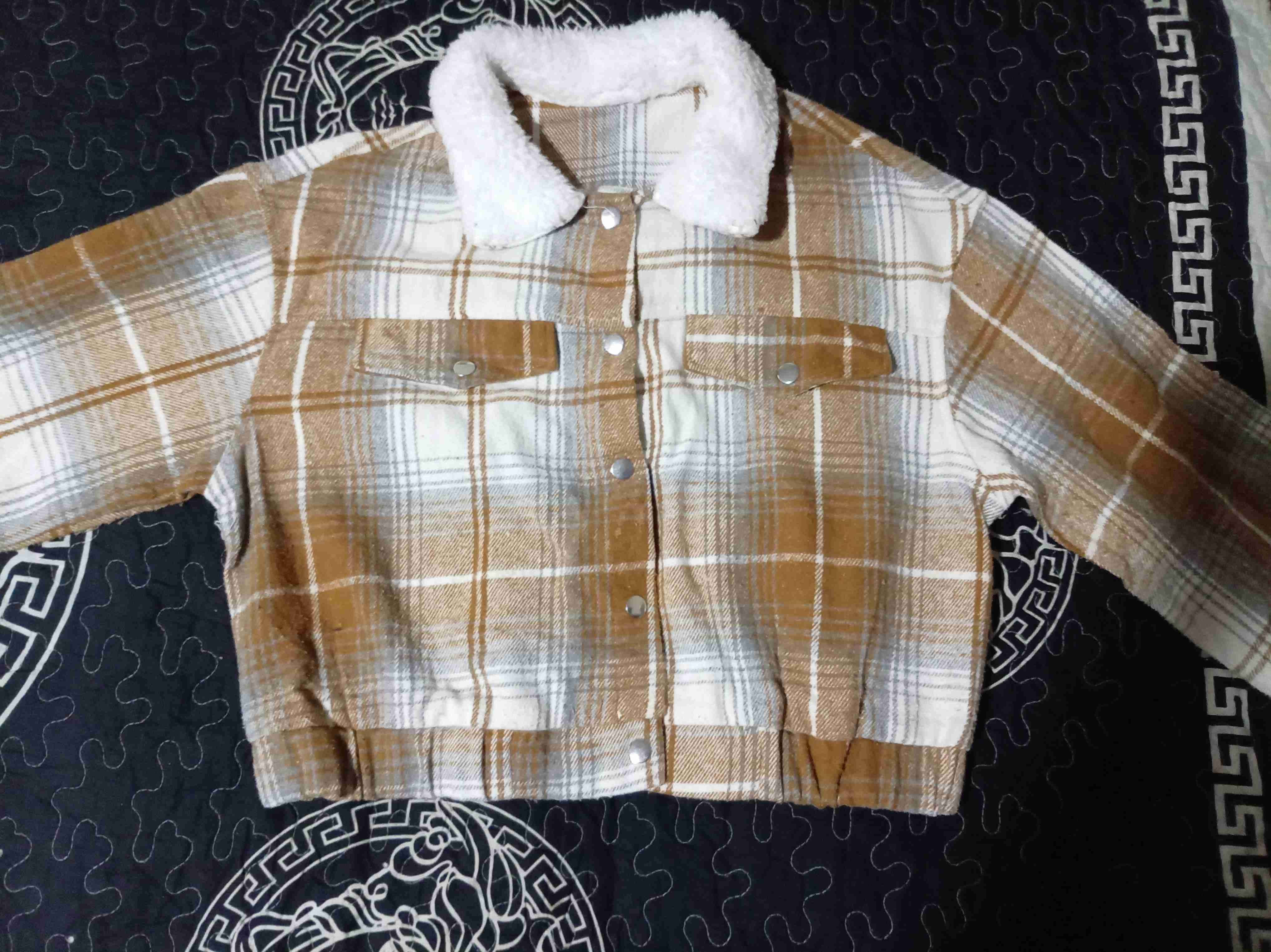 Chaqueta corta de cuadros