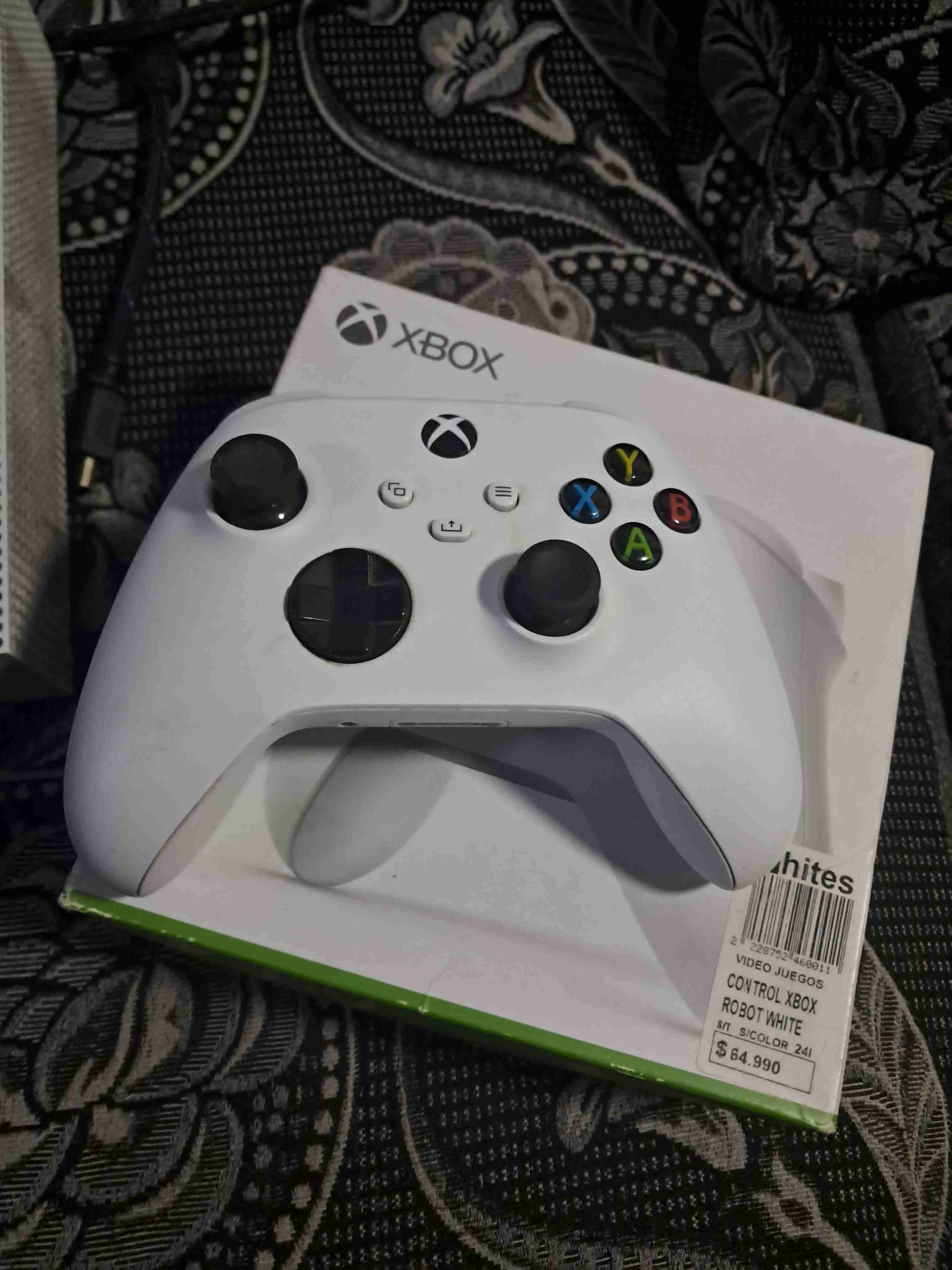 Consola Xbox One s 1tb con control - miniatura 2