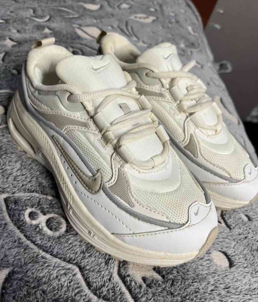 Zapatilla deportiva blanca - miniatura 2