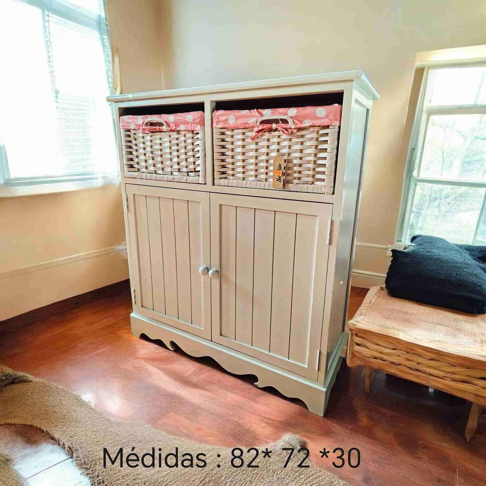 Mueble organizador con cestas