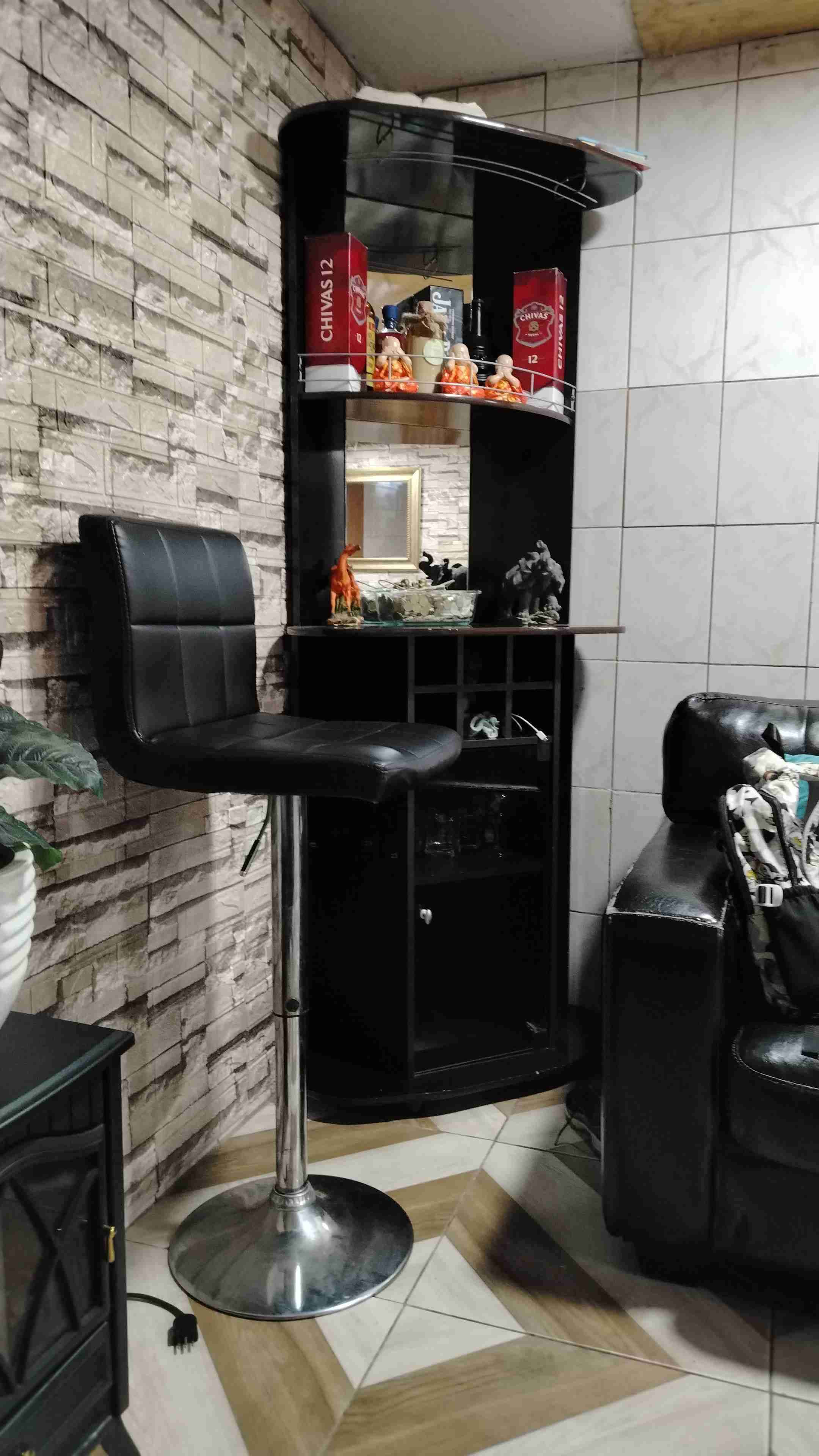 Barra de bar esquinera - miniatura 1