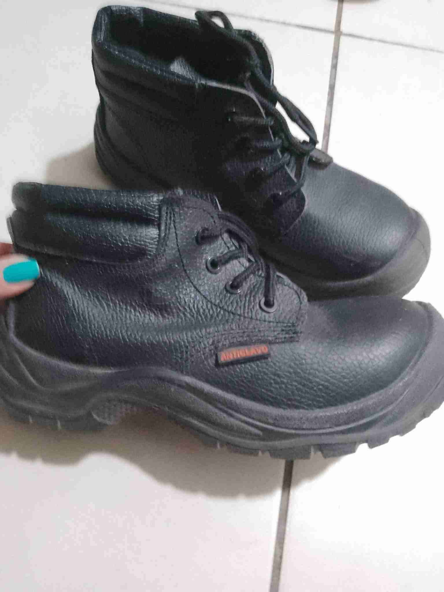 Bototos negros de cuero - miniatura 2