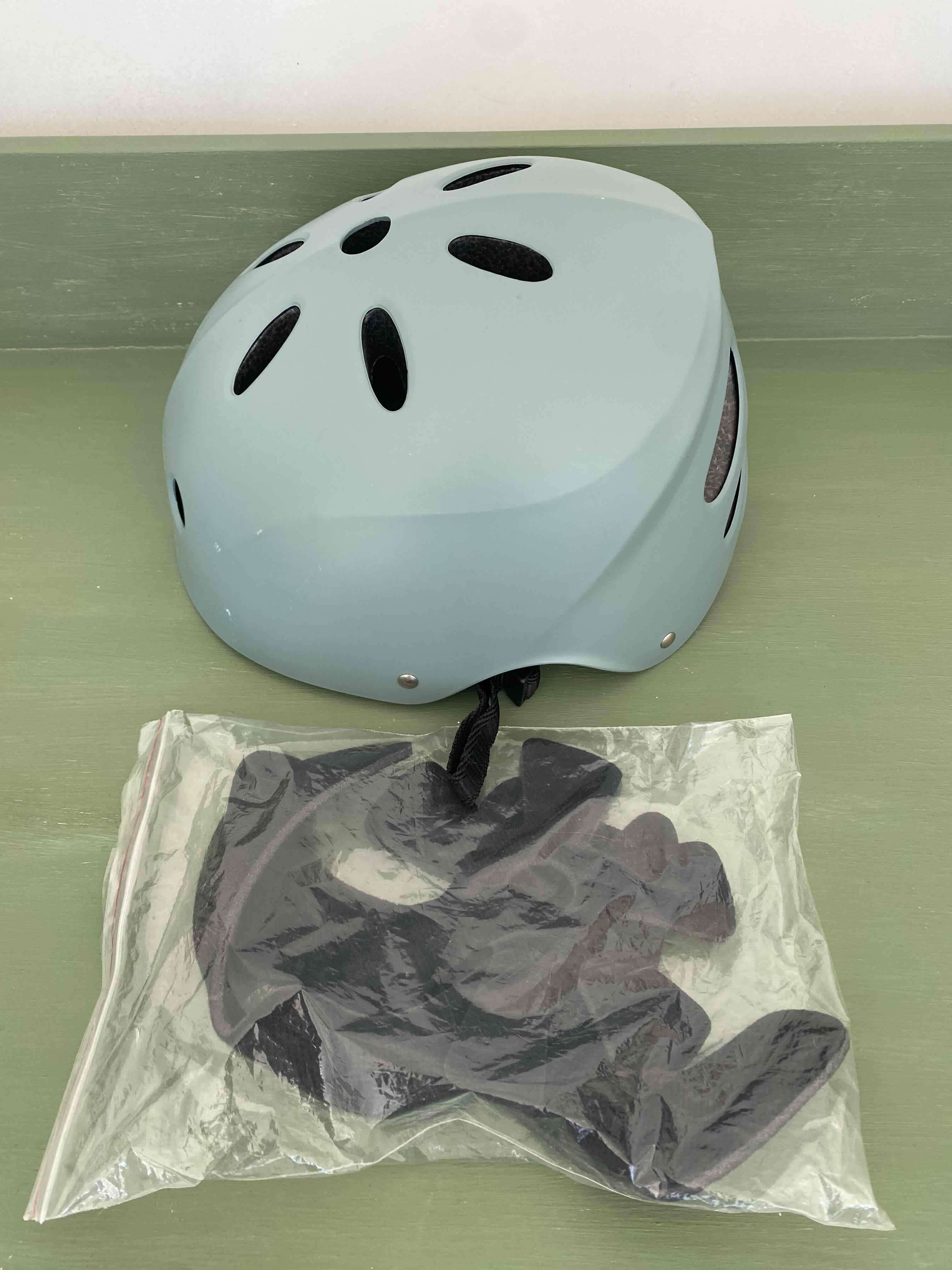 Casco de ciclismo Hook con luz. - miniatura 1