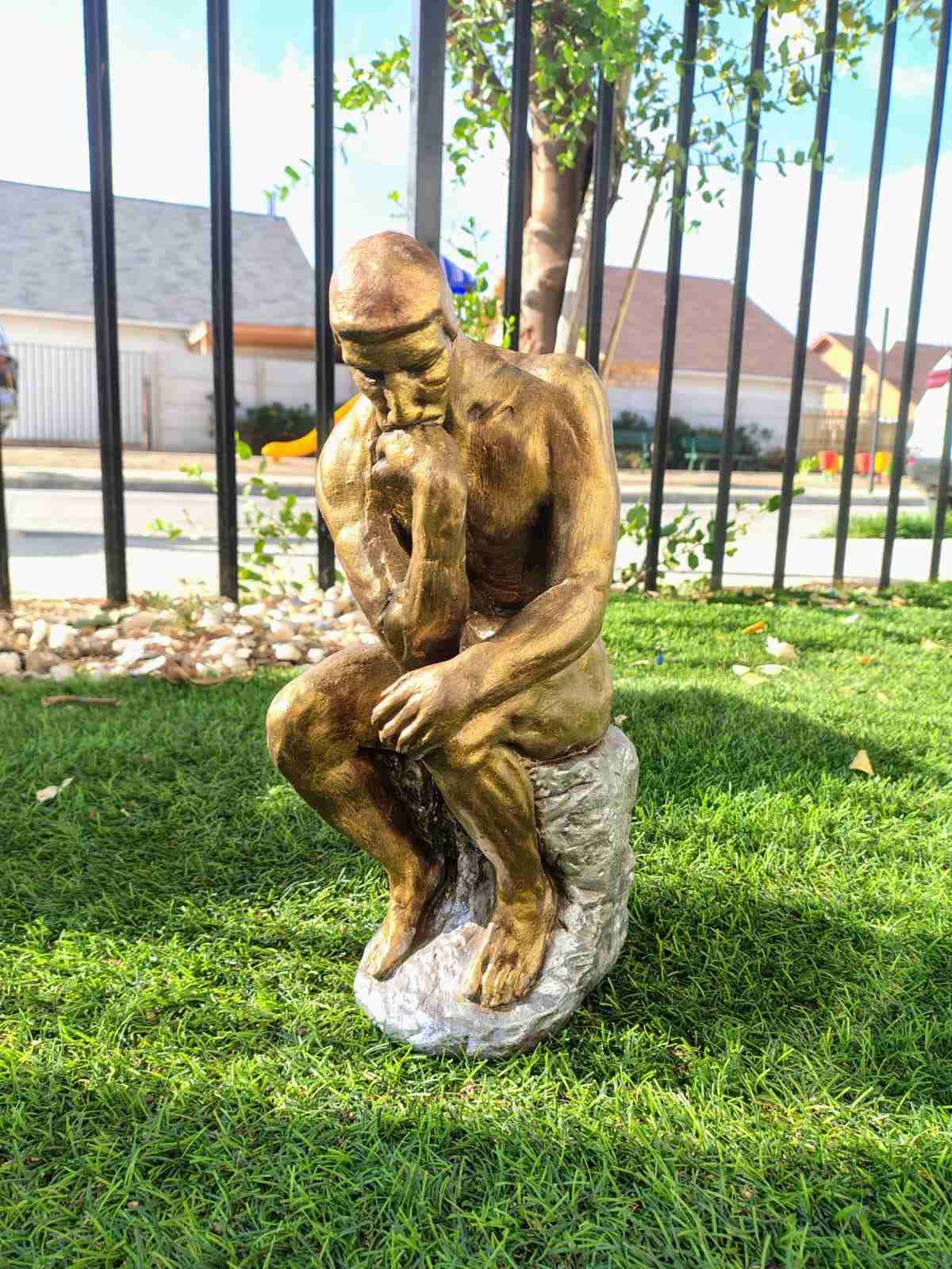 Escultura de Hombre pensante ✨ - miniatura 1