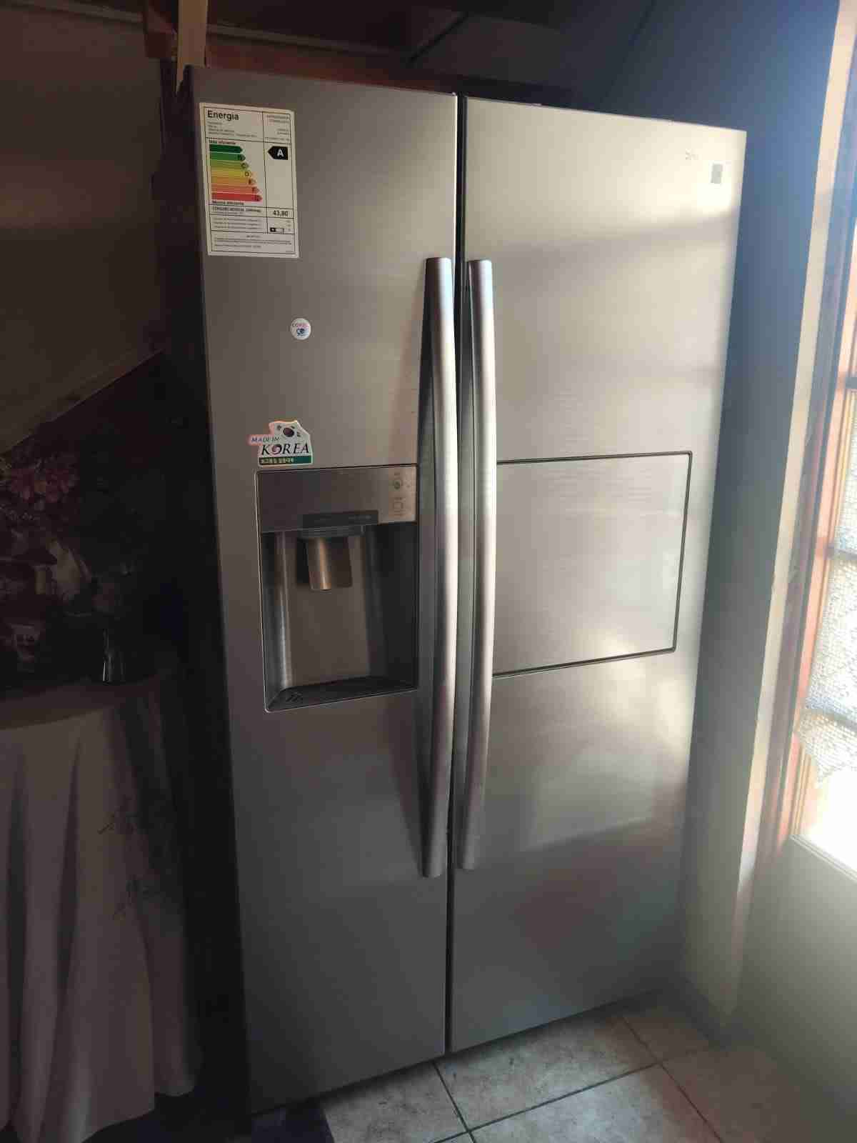 Refrigerador side by side acero inoxidable - miniatura 1