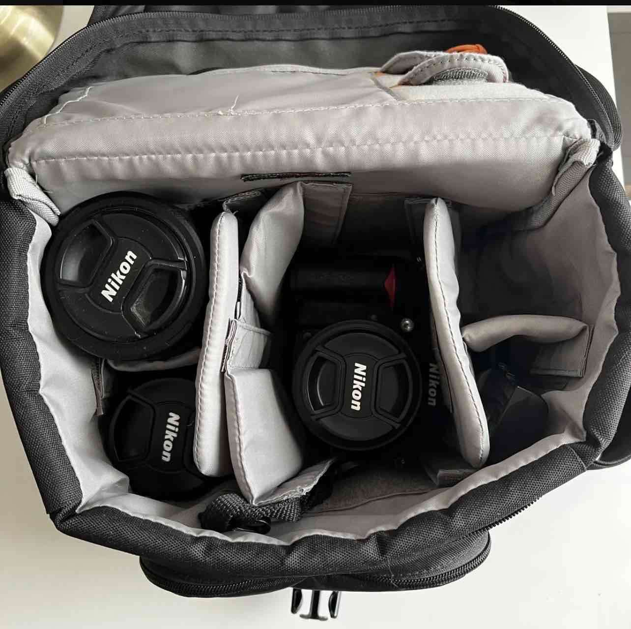 Cámara Nikon D7000 con lente - miniatura 4