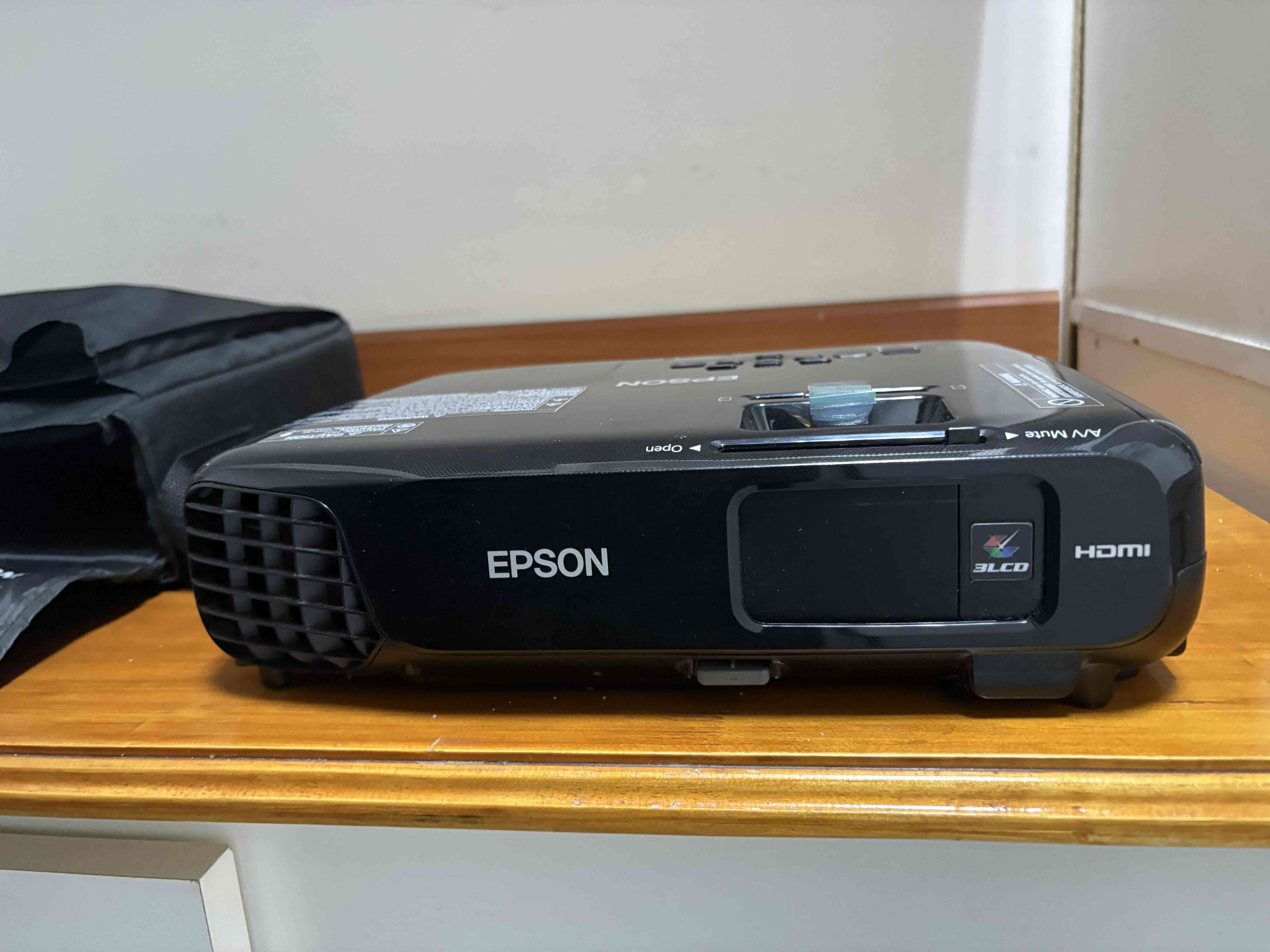 Proyector Epson HDMI - miniatura 1
