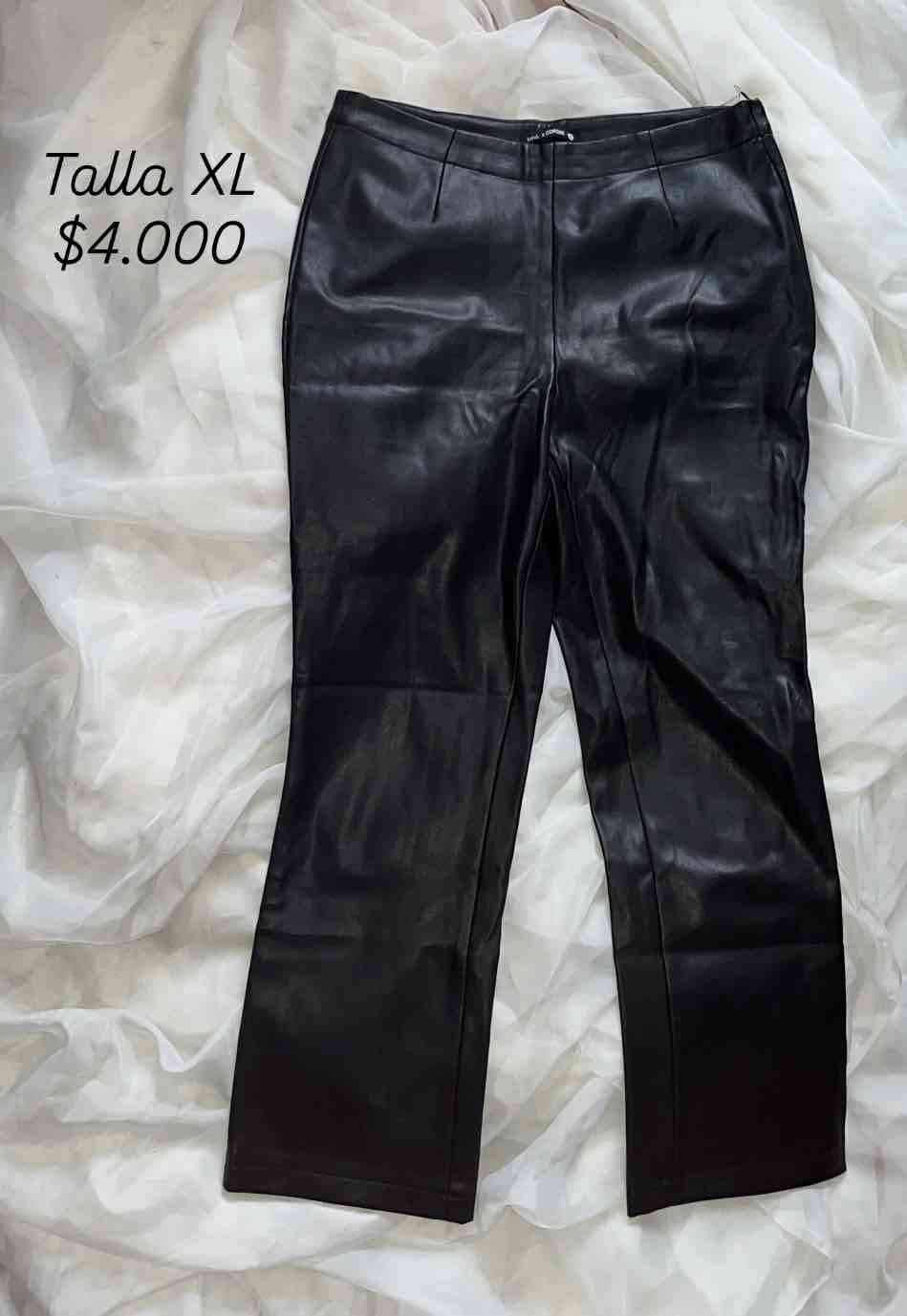 Pantalón negro talla XL
