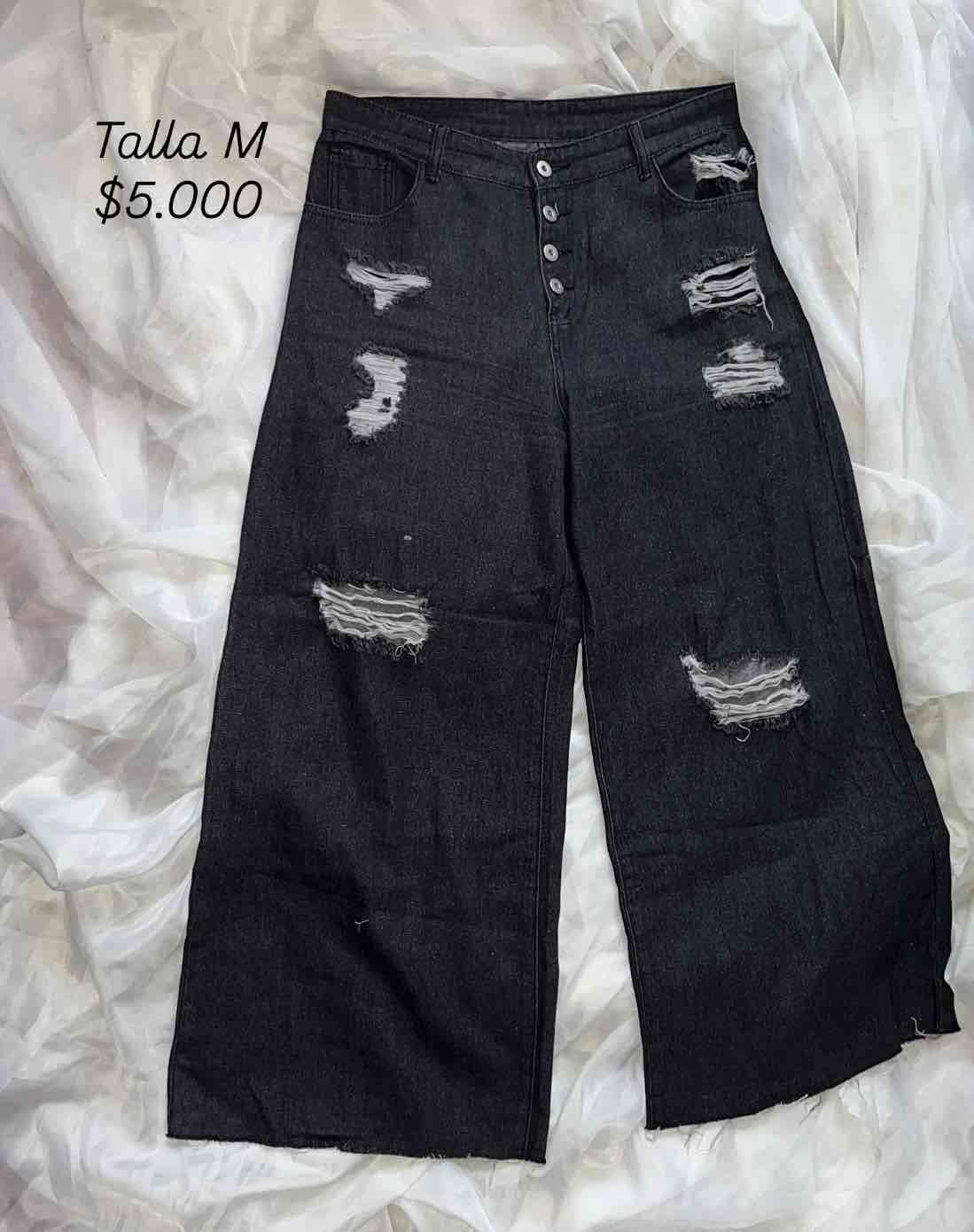Jeans anchos negros rasgados