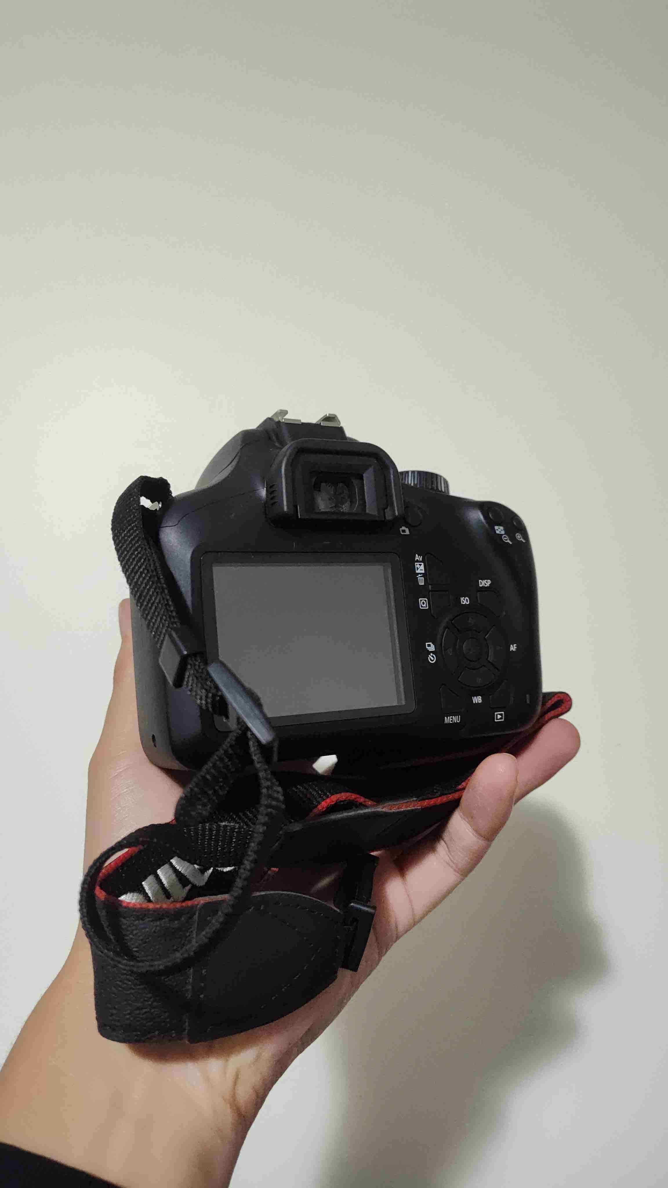 Cámara Canon EOS + lente 18-55mm - miniatura 3