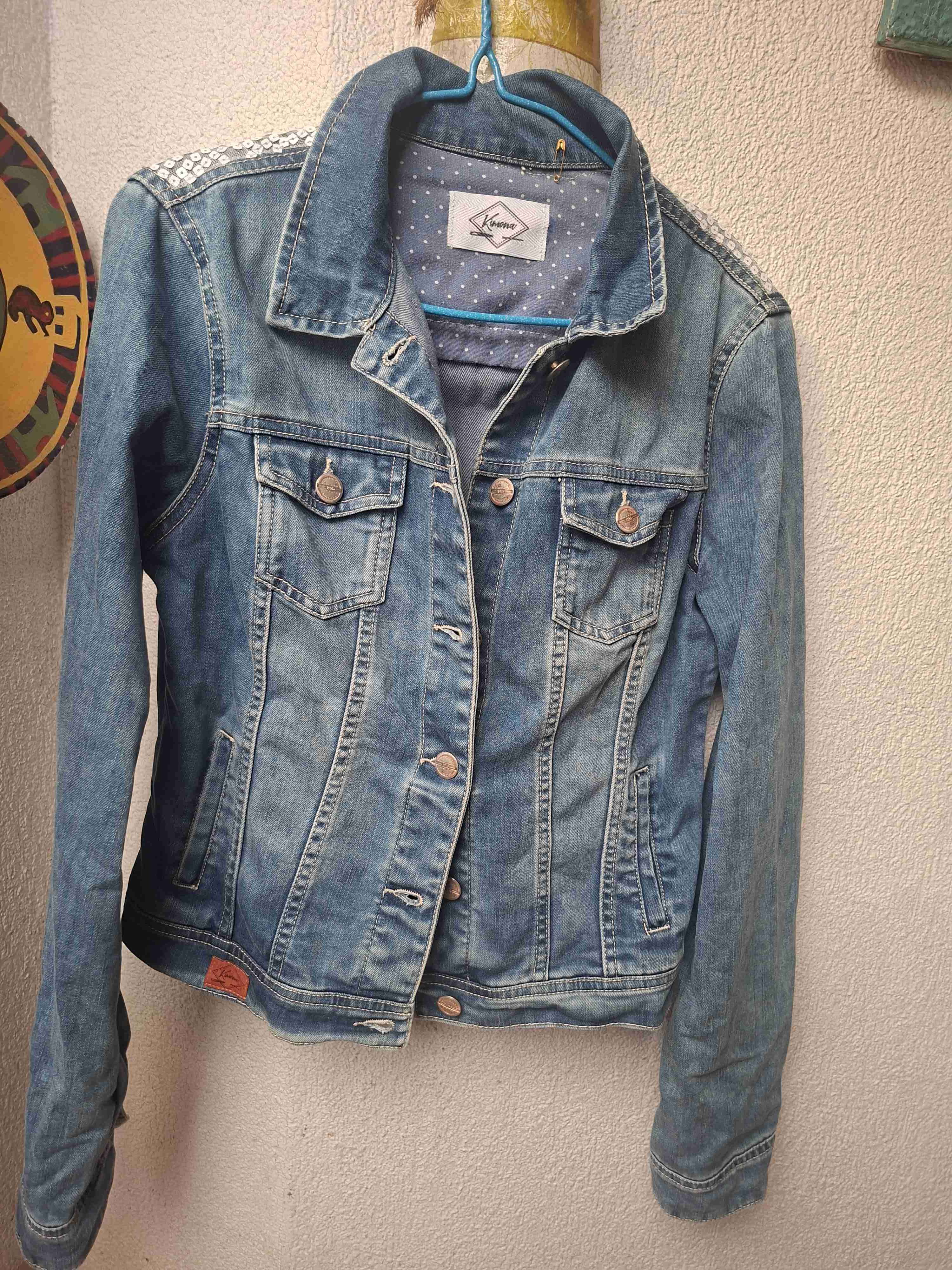 Chaqueta denim con diseño floral - miniatura 2