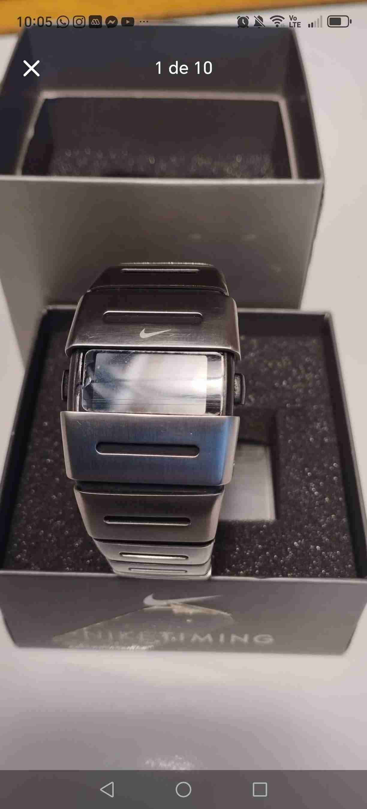 Reloj deportivo Nike metálico - miniatura 1