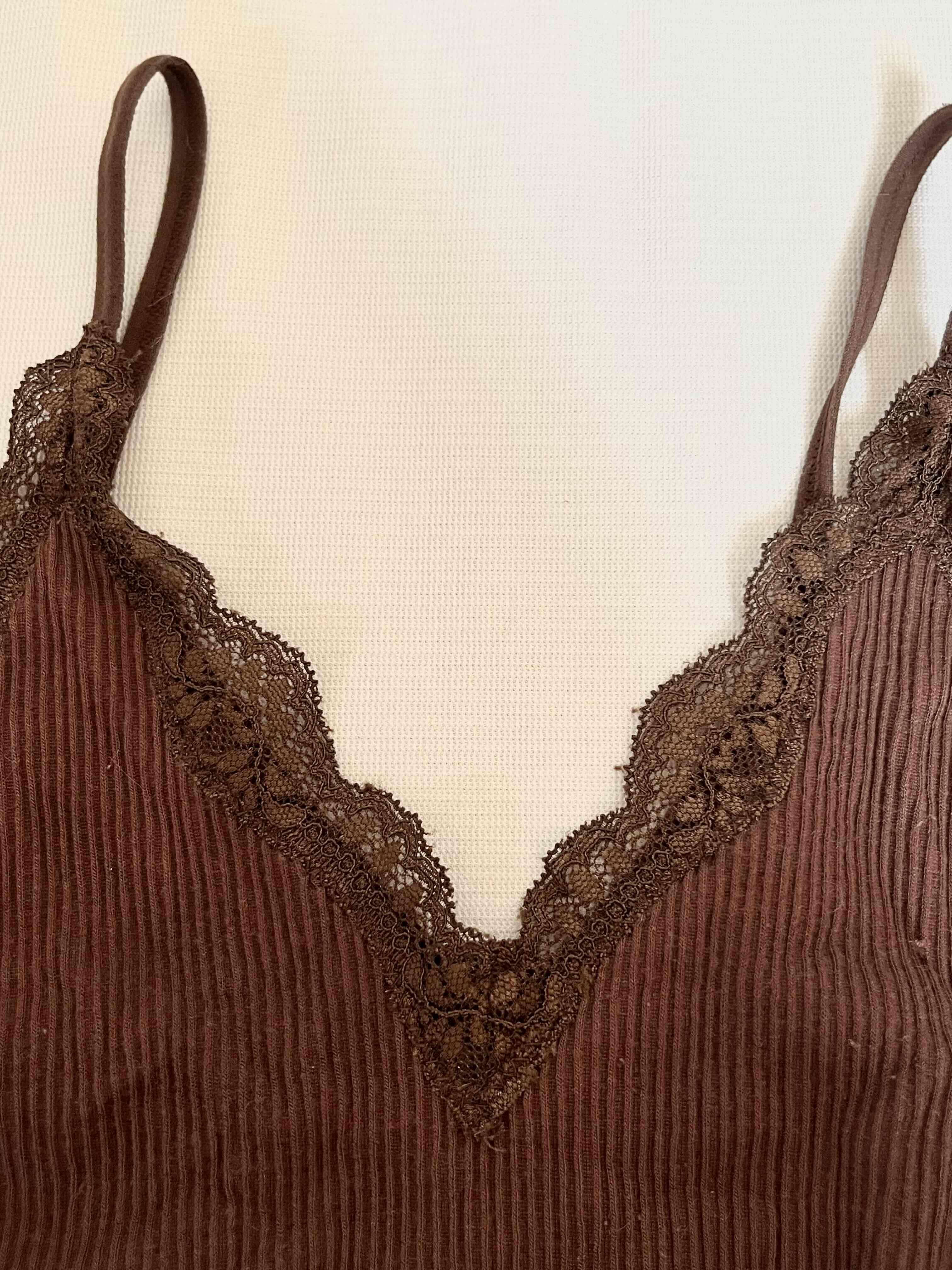 Polera cafe encaje - miniatura 2