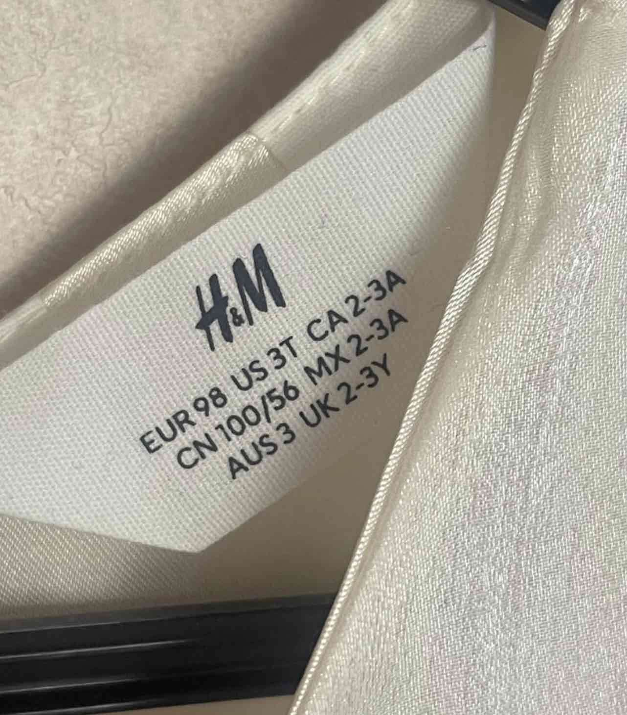 Vestido blanco con lazo negro - miniatura 3