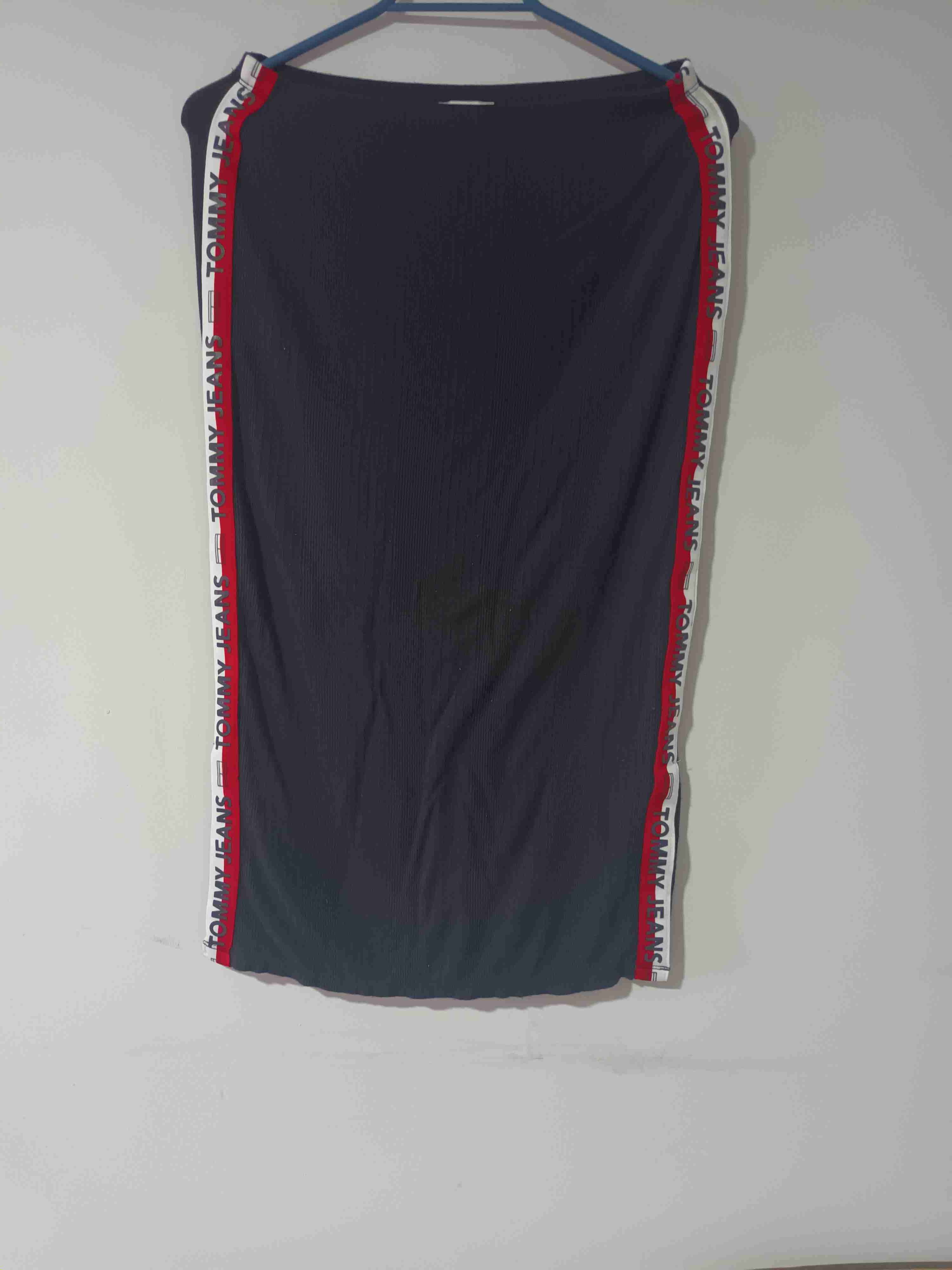 Falda Tommy con borde rojo - miniatura 1