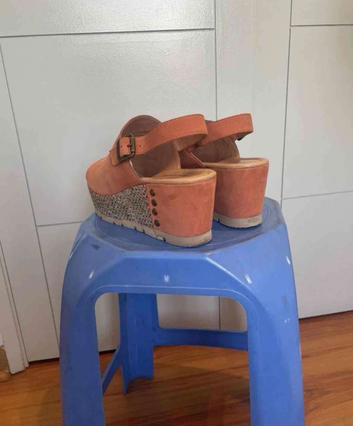 Sandalias de plataforma naranjas - miniatura 5