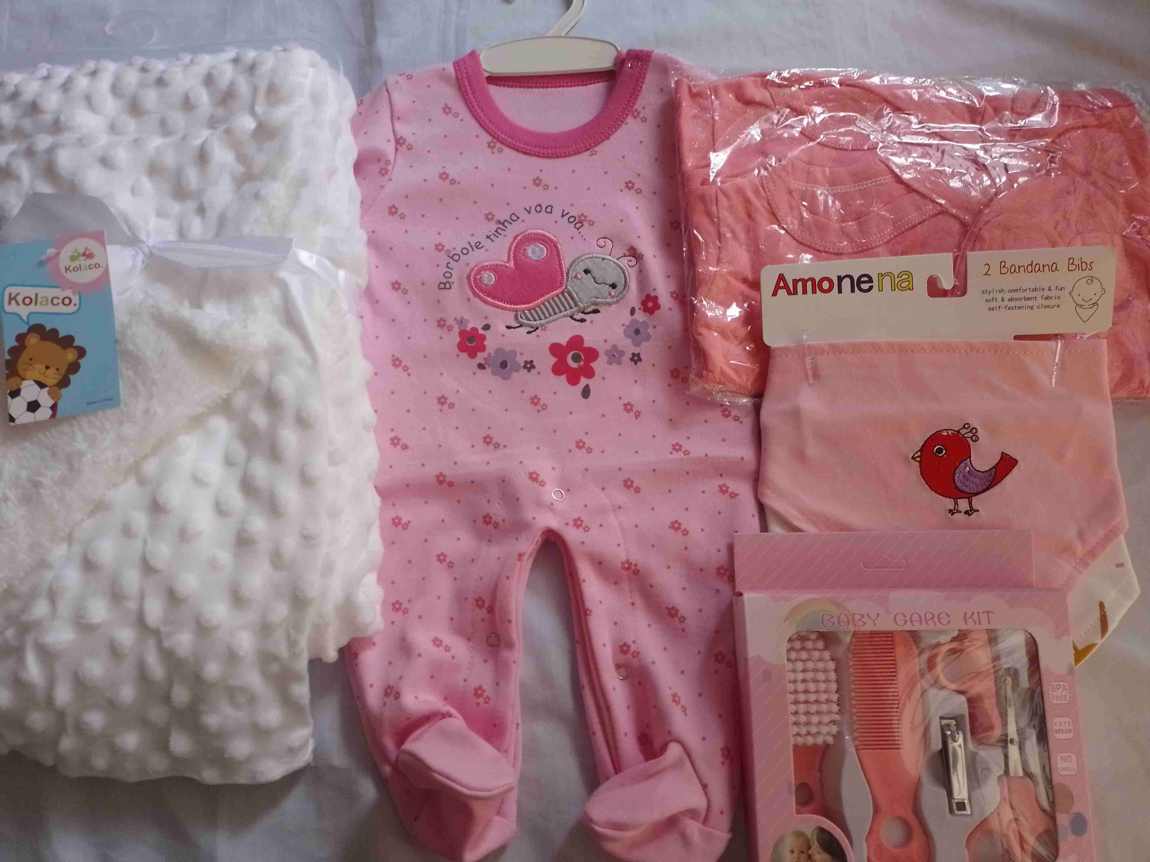 Conjunto de ropa de bebé nuevo talla de 0 a 3 mese