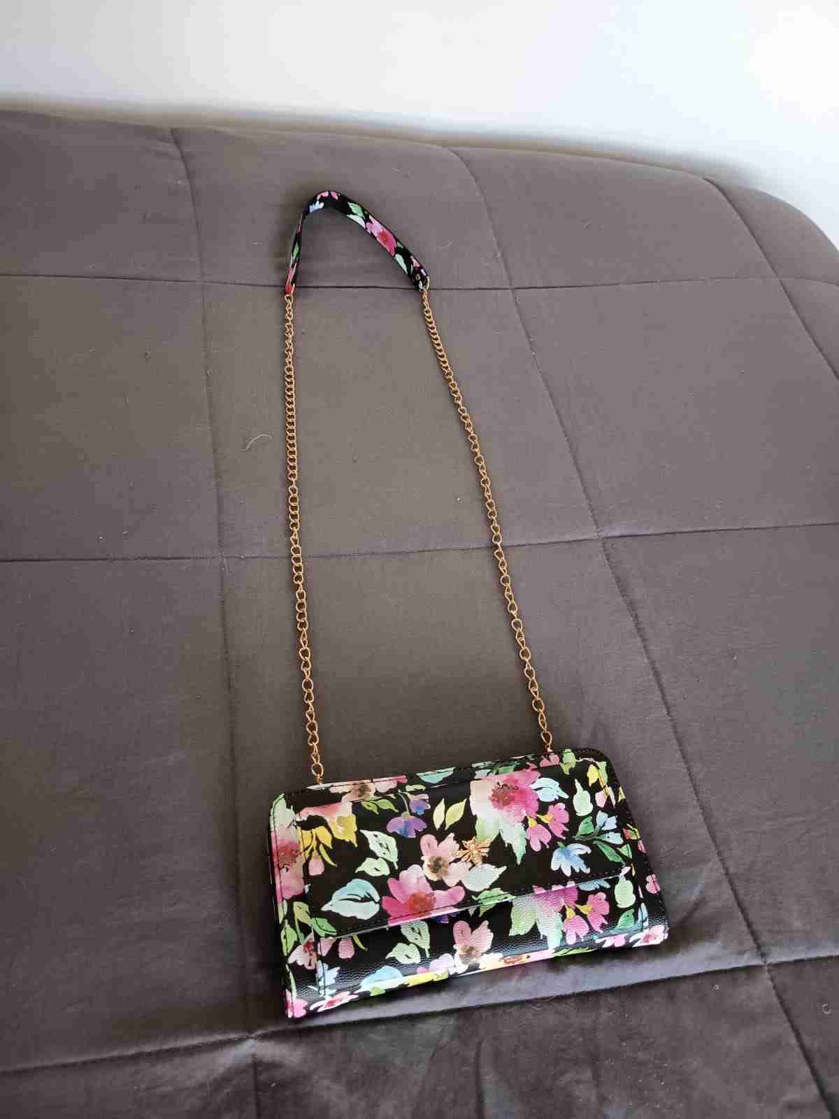 Cartera floral con cadena - miniatura 6