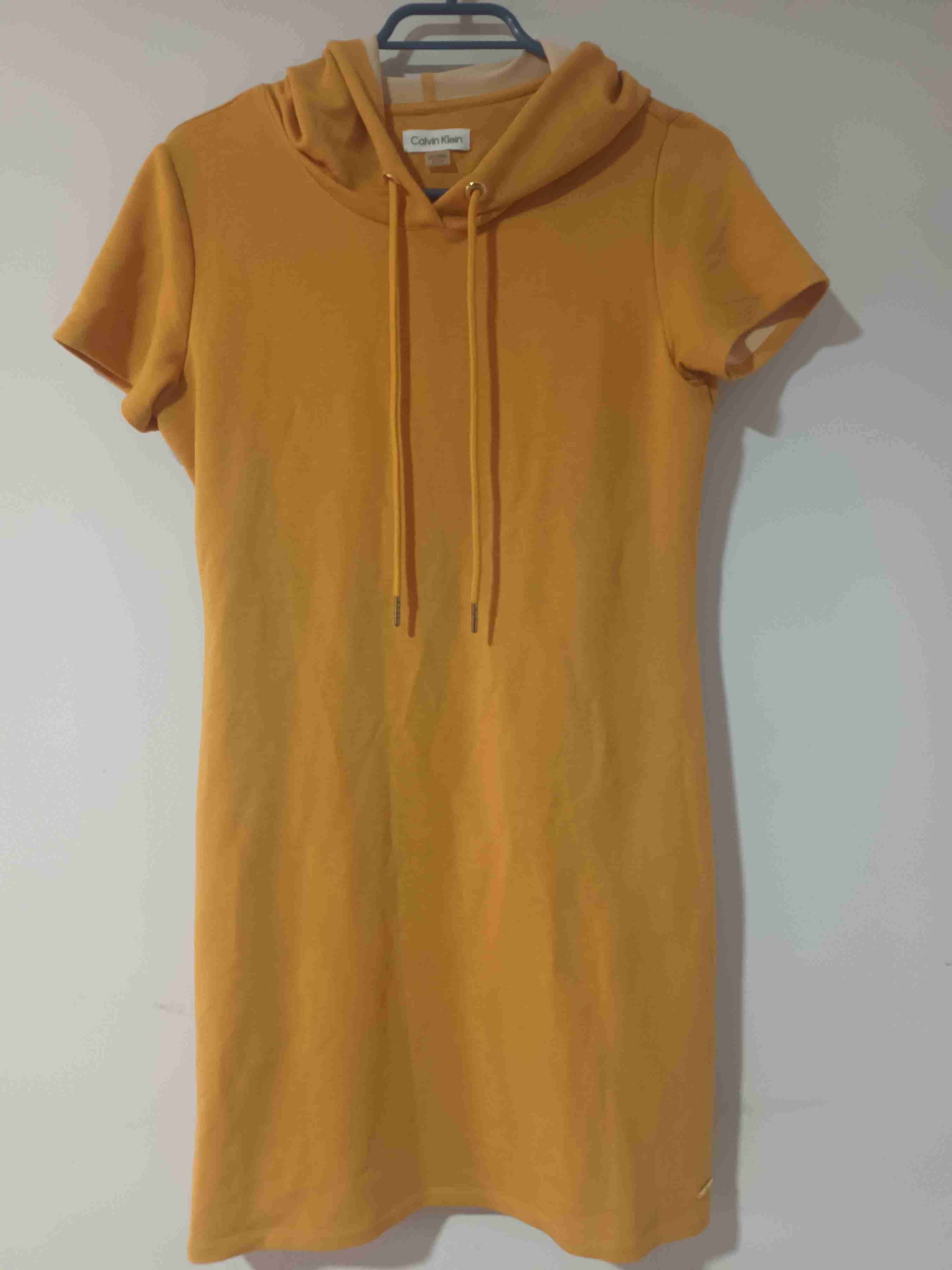 Vestido Calvin Klein amarillo - miniatura 2