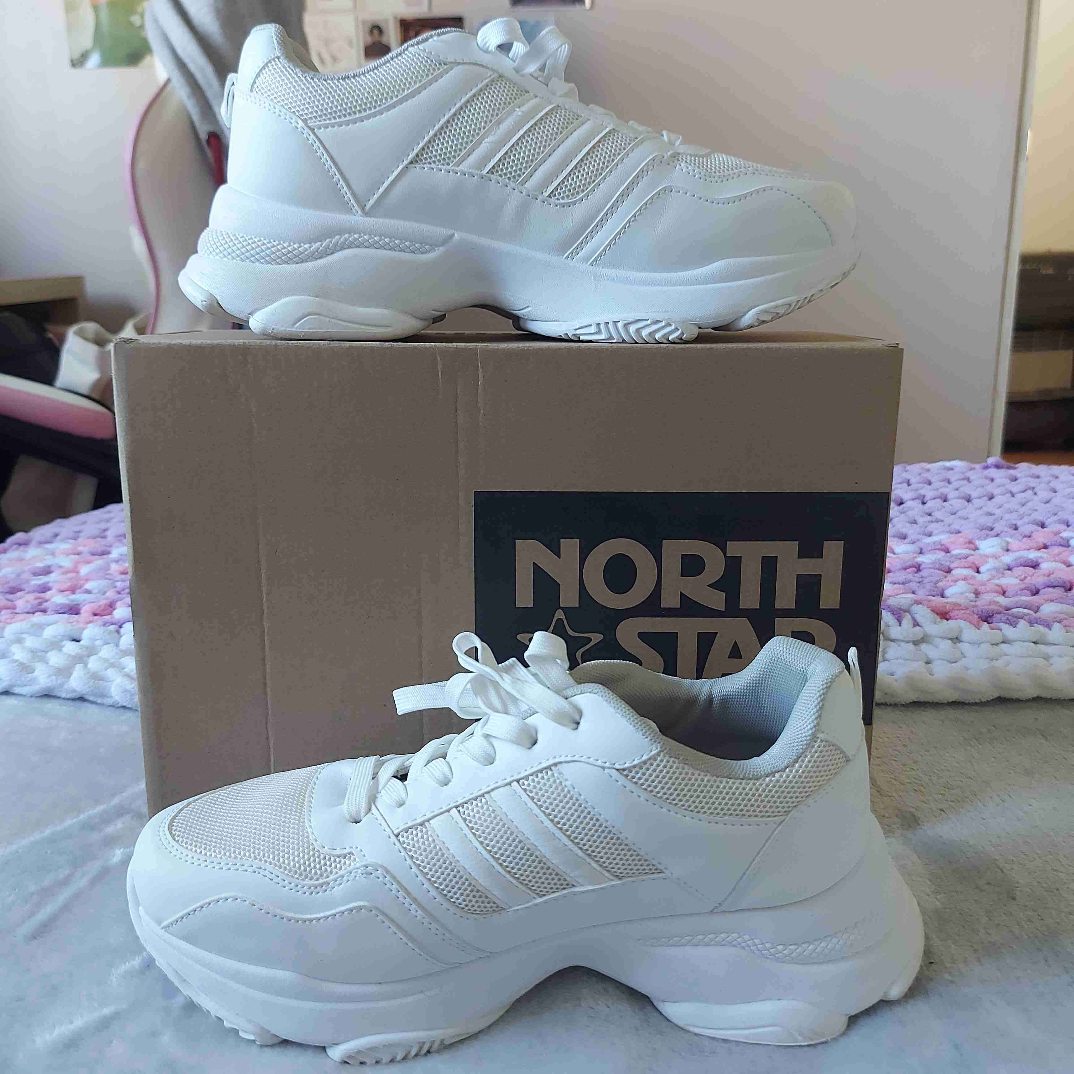 Zapatillas deportivas blancas North Star