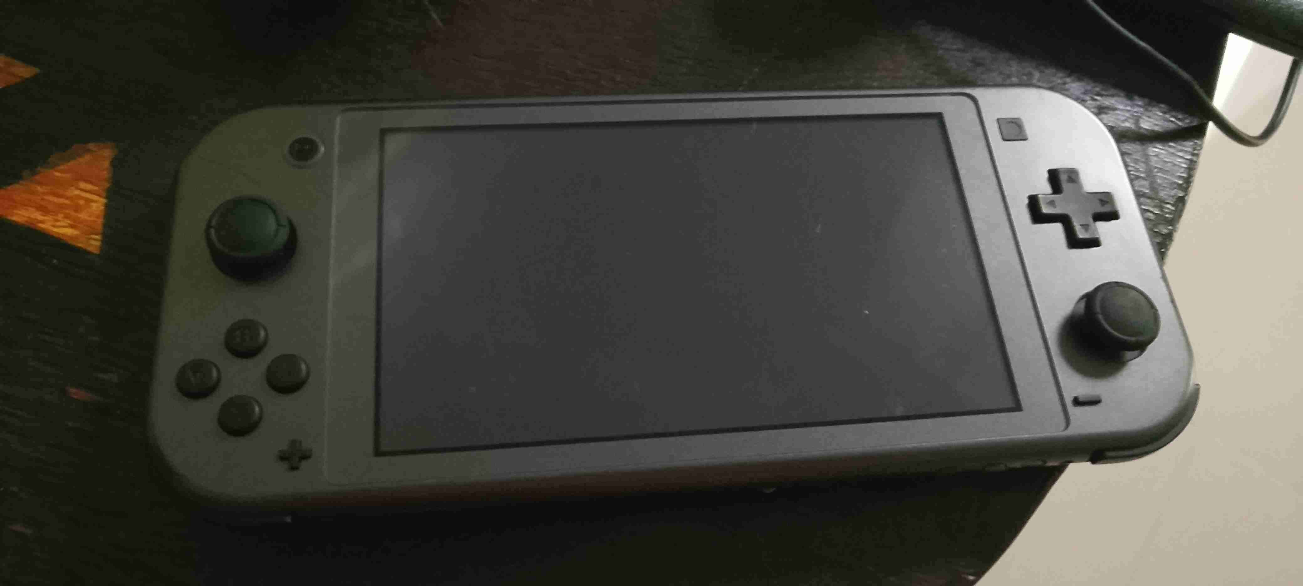 Consola Nintendo switch lite edición Pokemón - miniatura 2