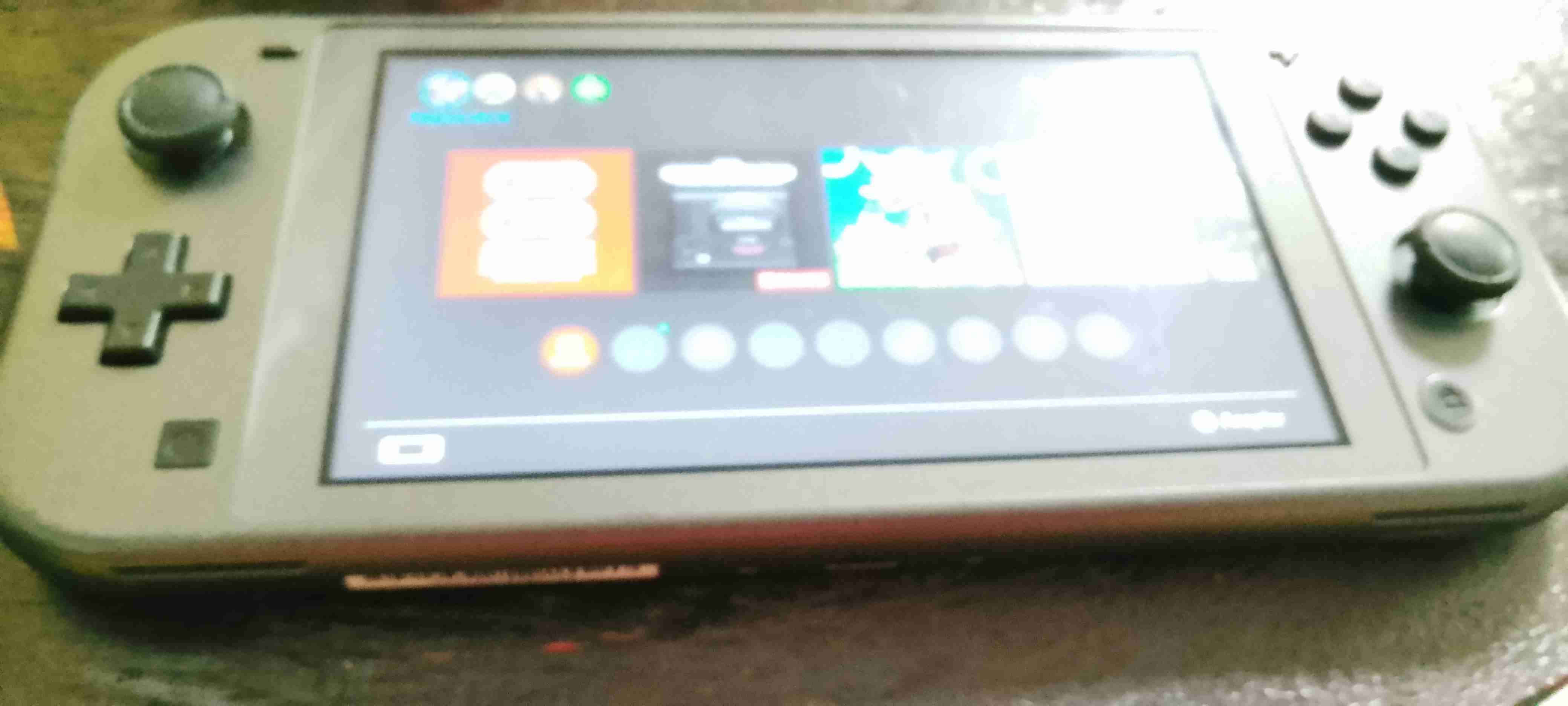 Consola Nintendo switch lite edición Pokemón - miniatura 5