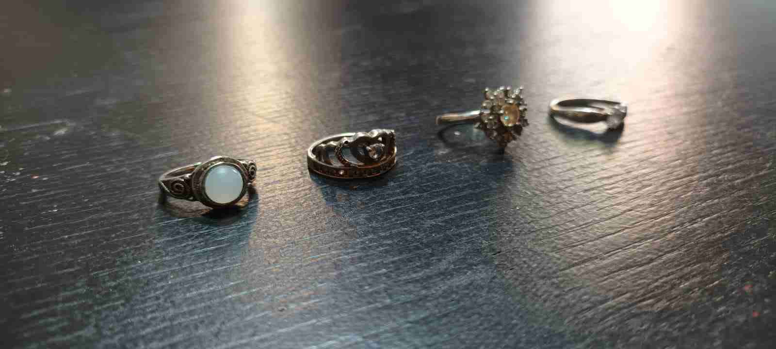 Conjunto de cuatro anillos - miniatura 1