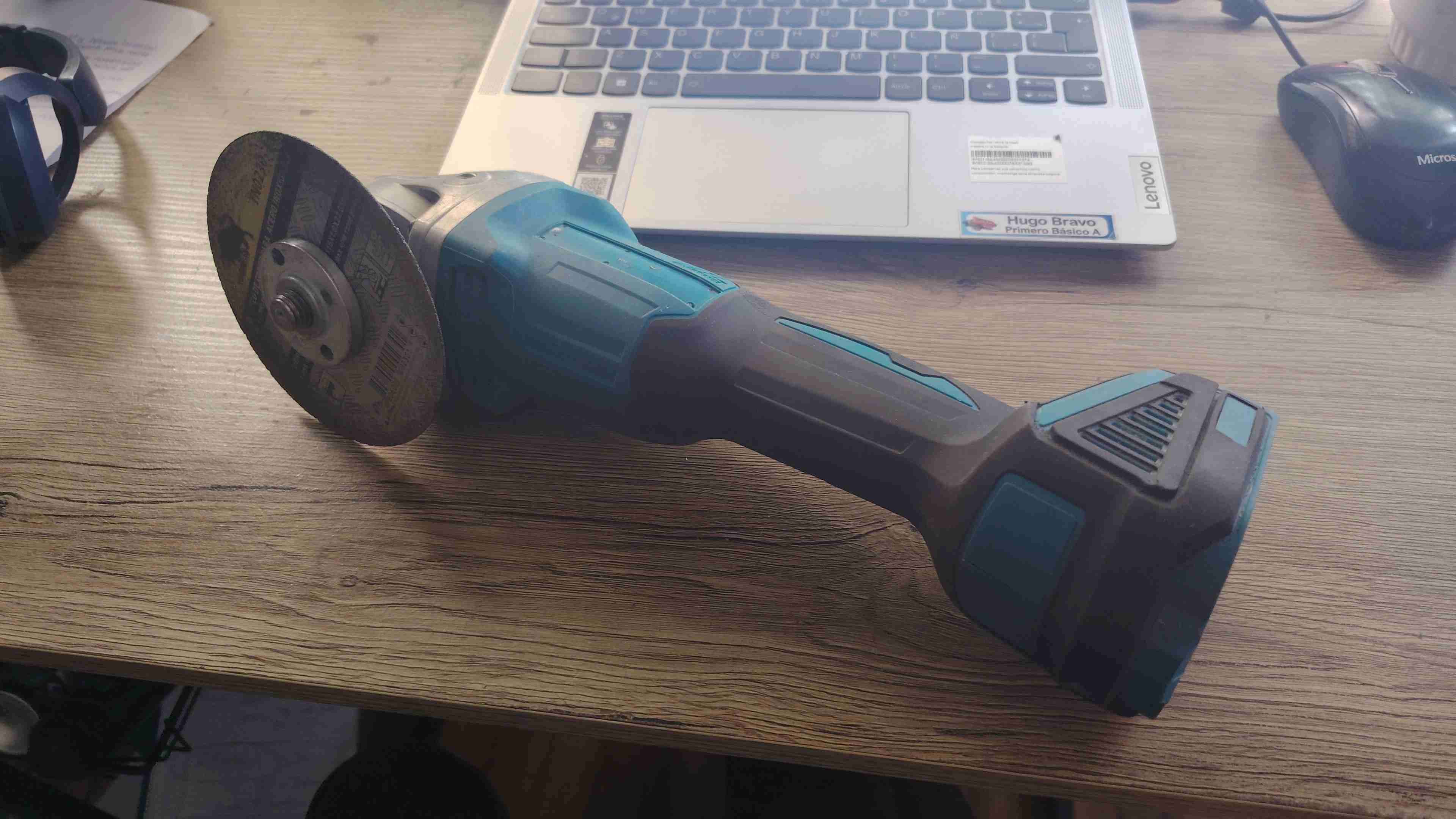 Esmeriladora angular inalámbrica - miniatura 2