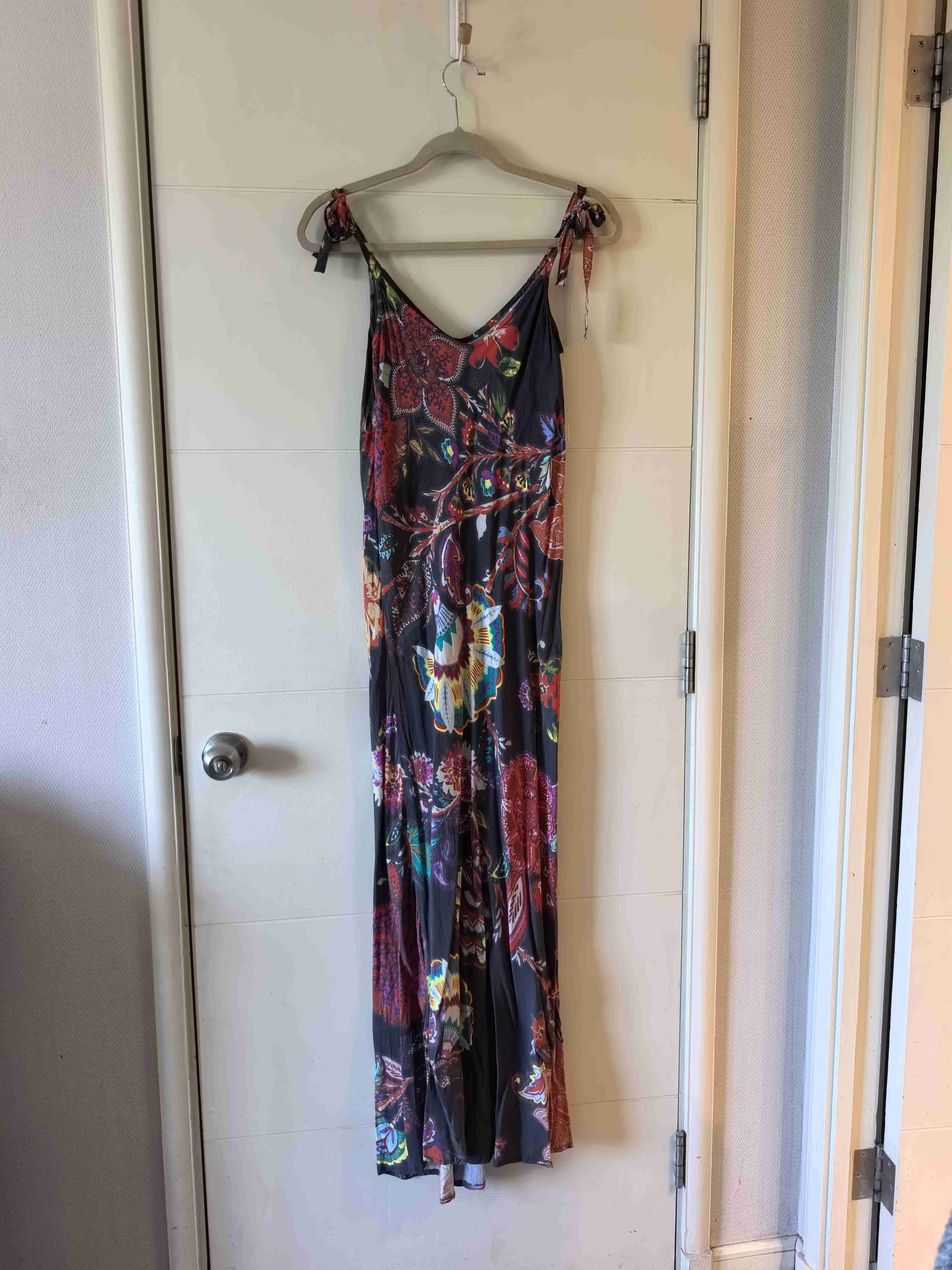 Vestido largo floral multicolor