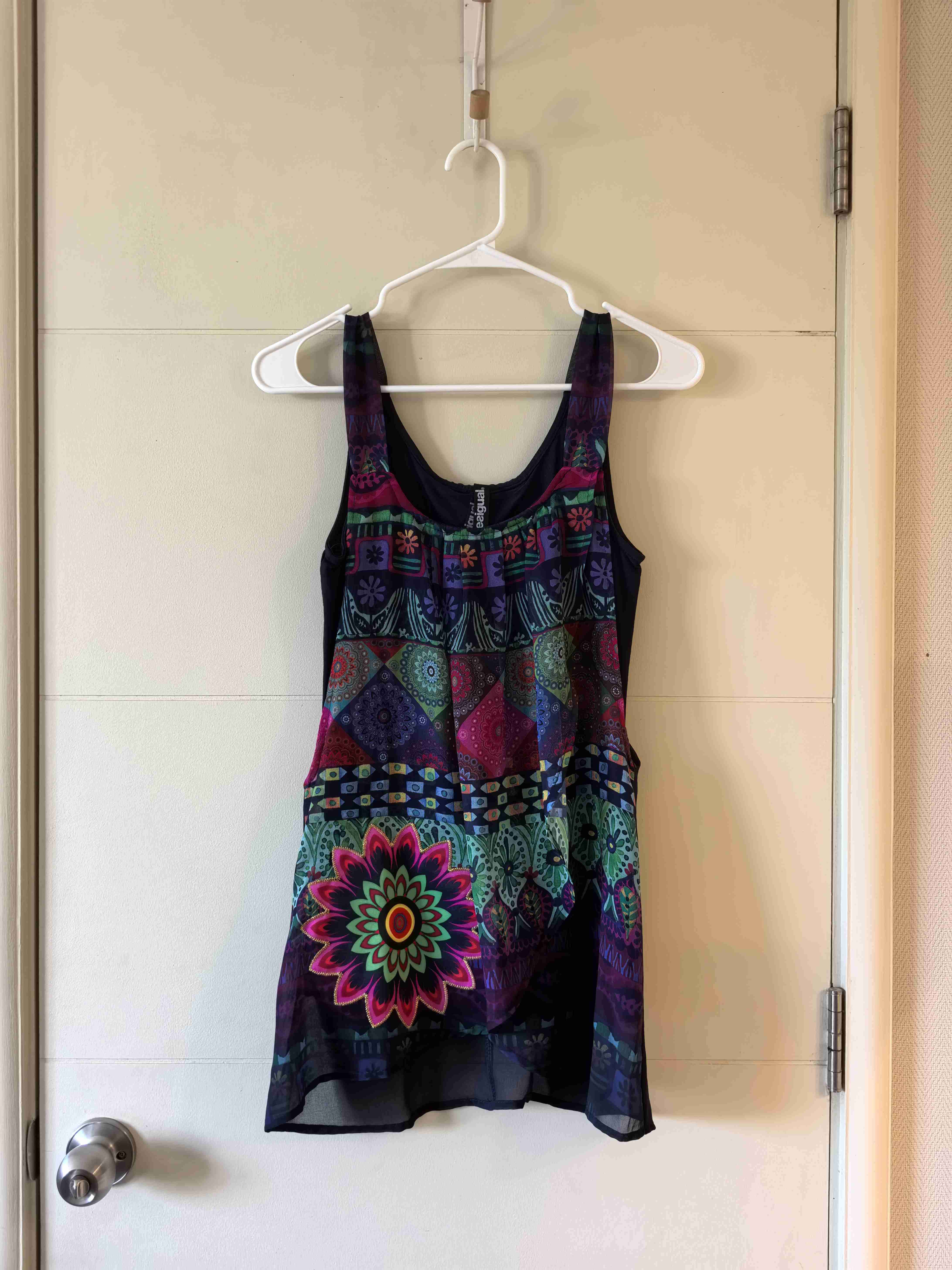 Polera estampado multicolor