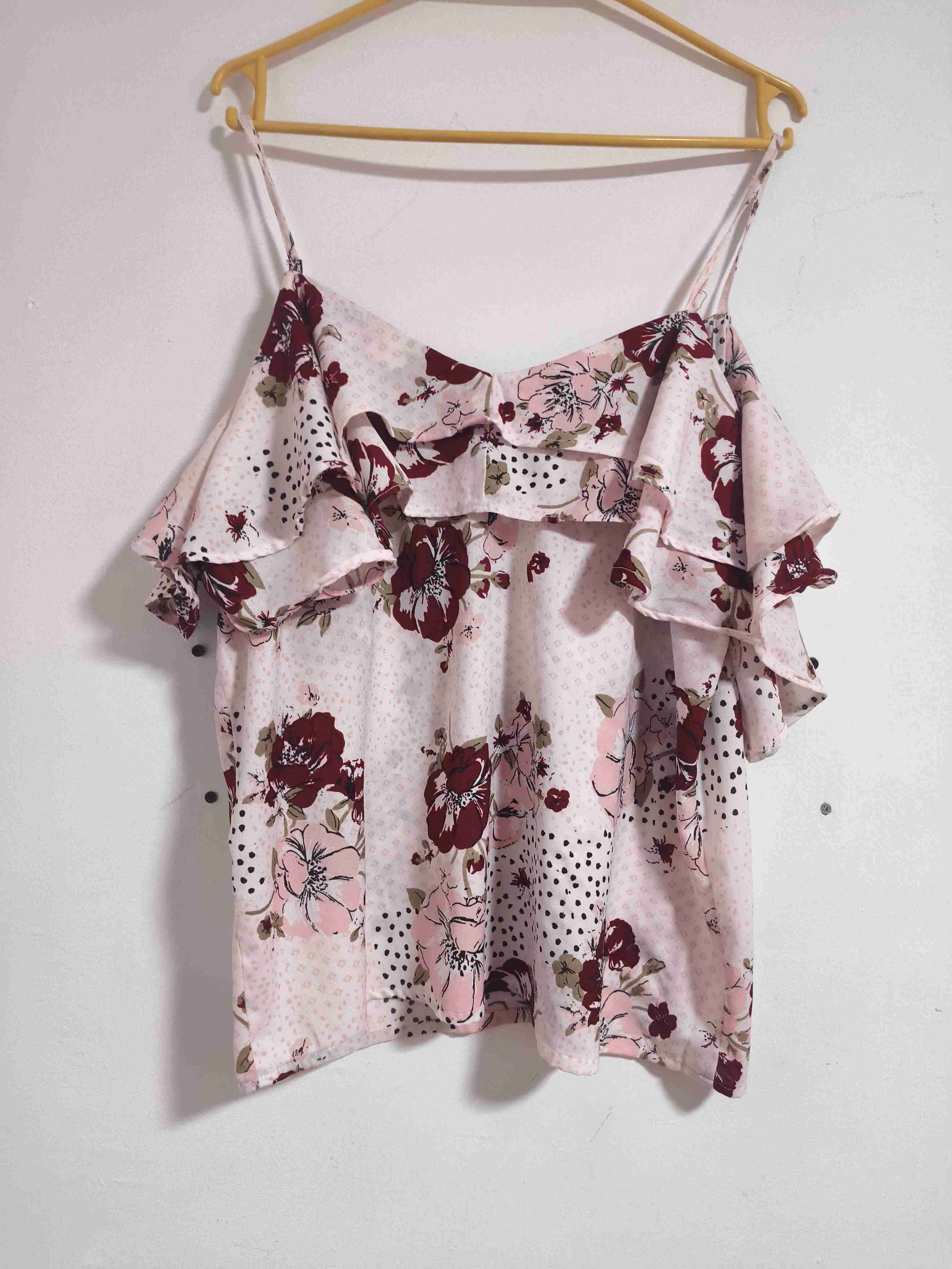 Blusa floral sin mangas - miniatura 2