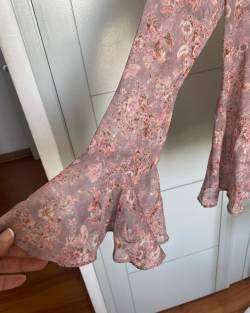 Blusa  Zara floral de gasa - miniatura 2