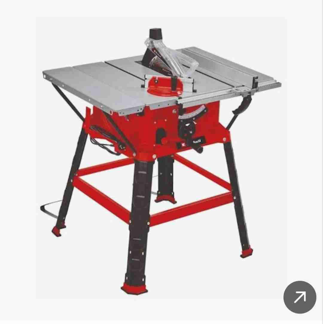 Sierra de mesa roja robusta