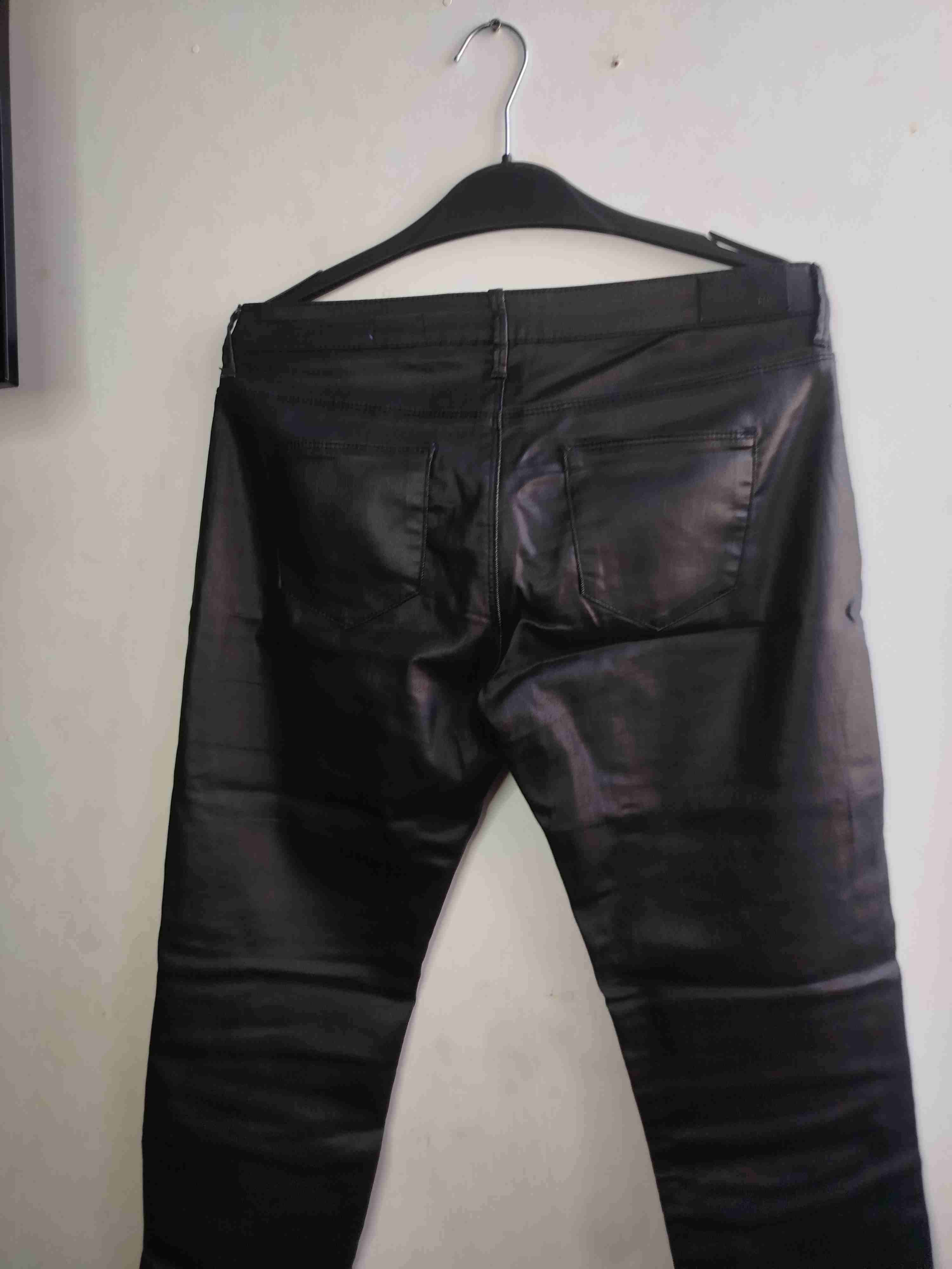 Pantalones de ecocuero negro Basement - miniatura 4