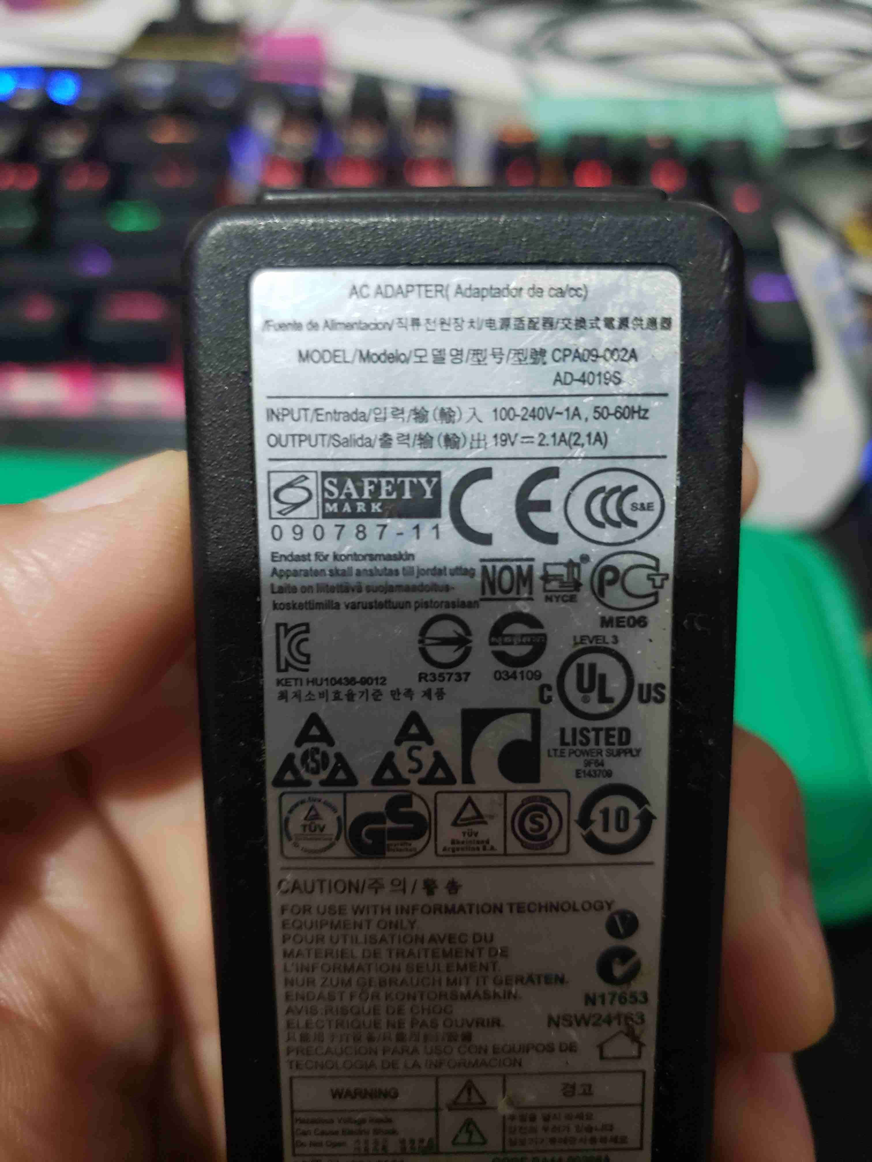 Cargador para notebook Samsung - miniatura 3