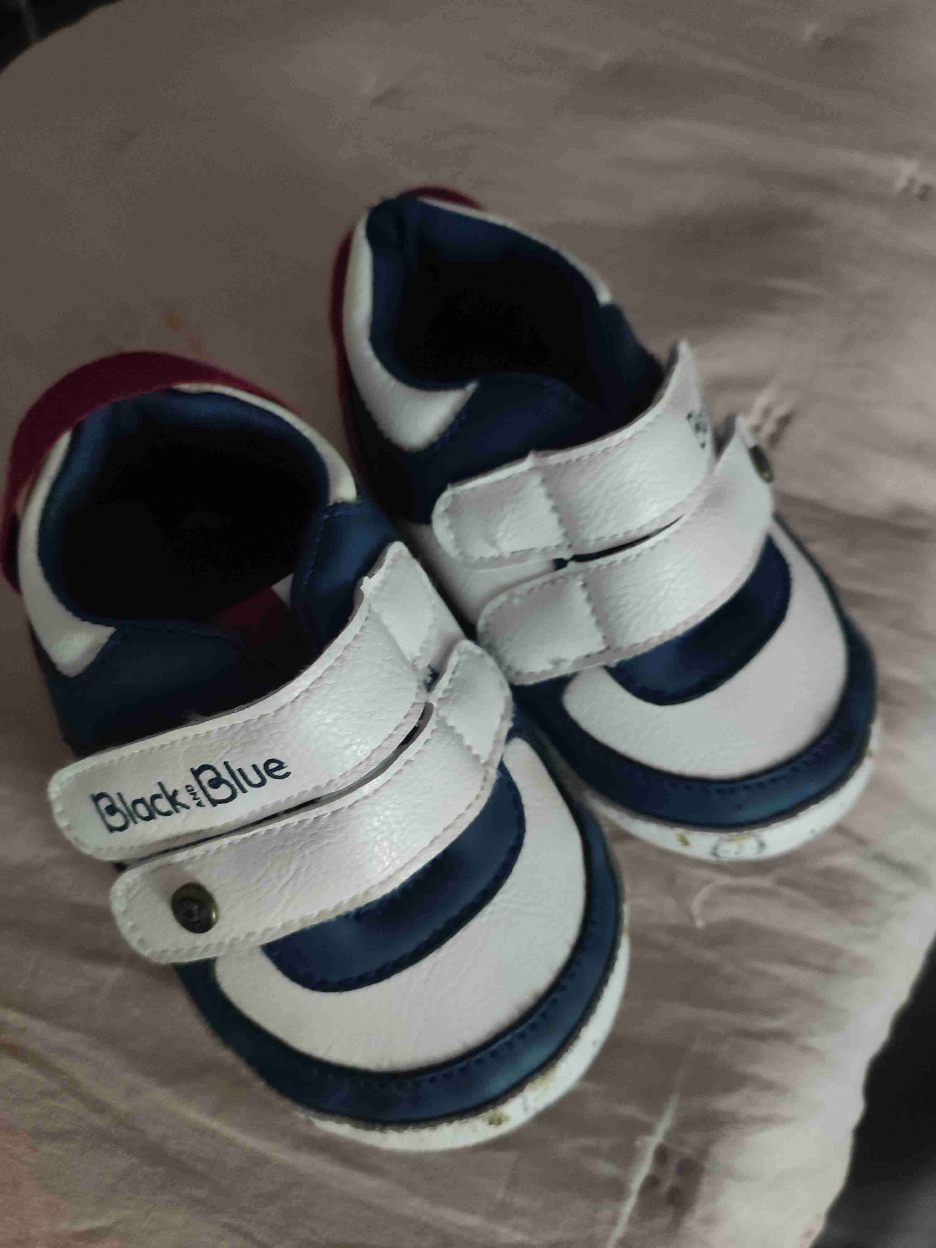 Zapatillas azules para bebé - miniatura 2