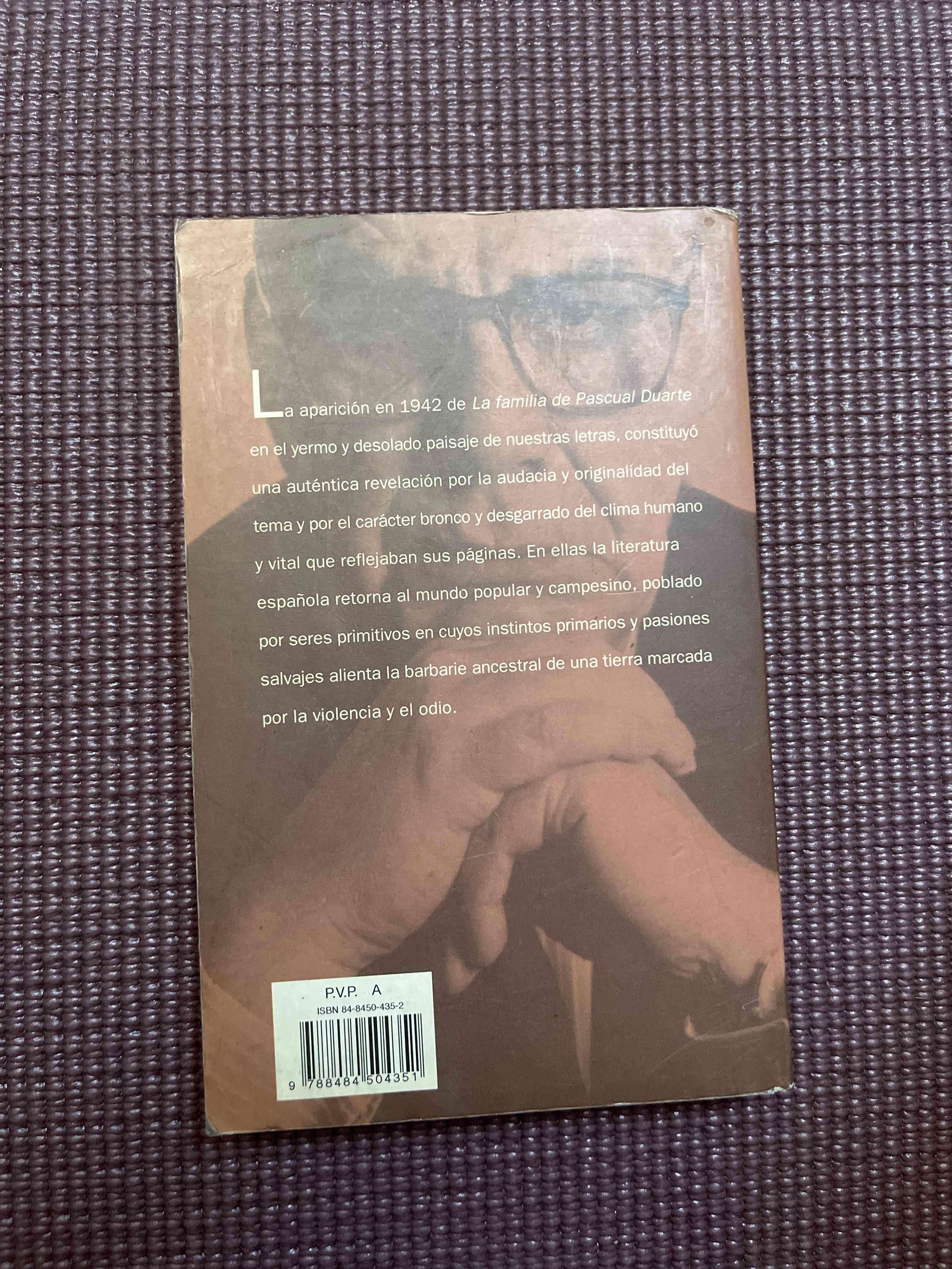 Libro 'La familia de Pascual Duarte' - miniatura 2