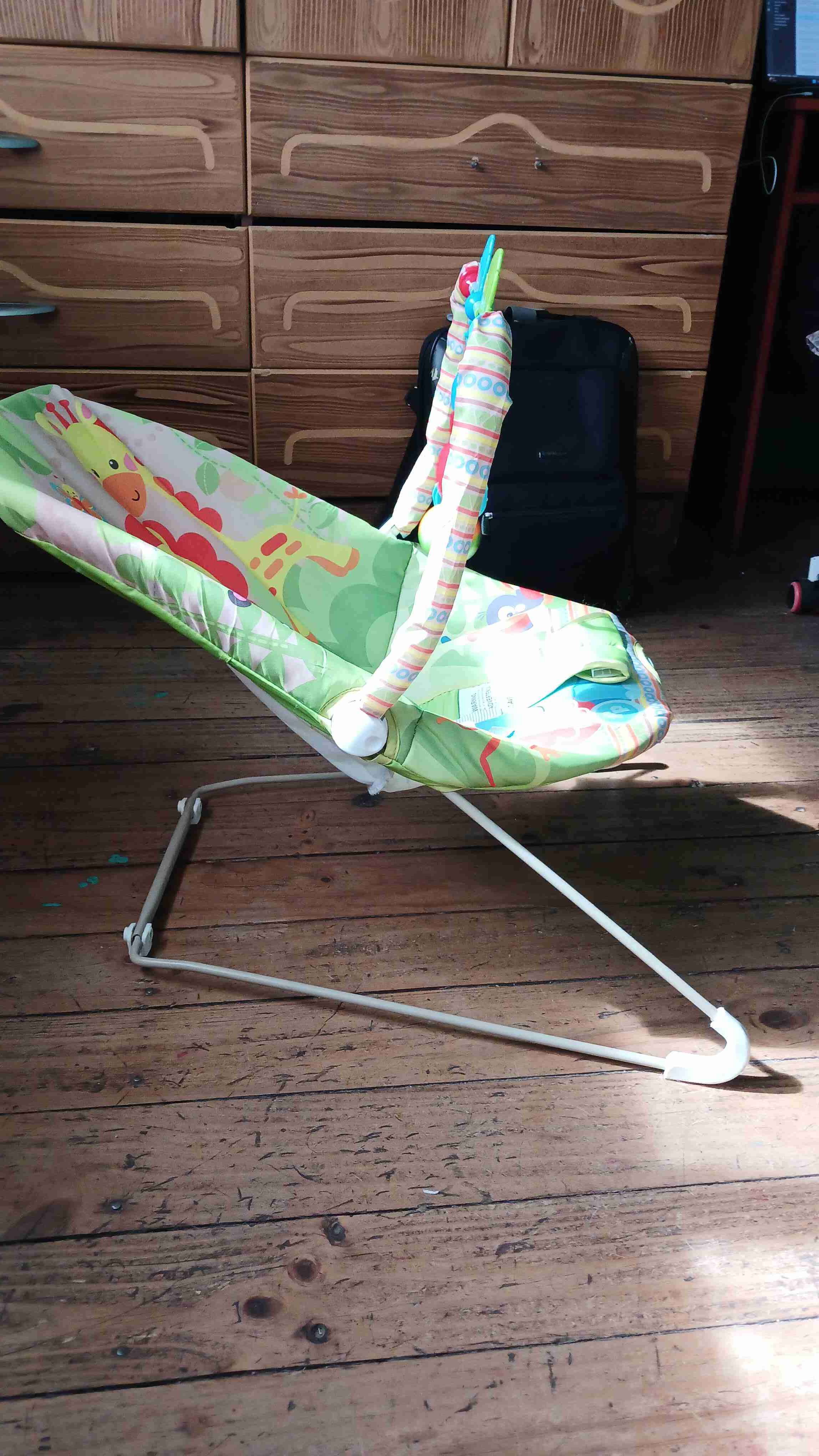 Silla mecedora para bebé - miniatura 2