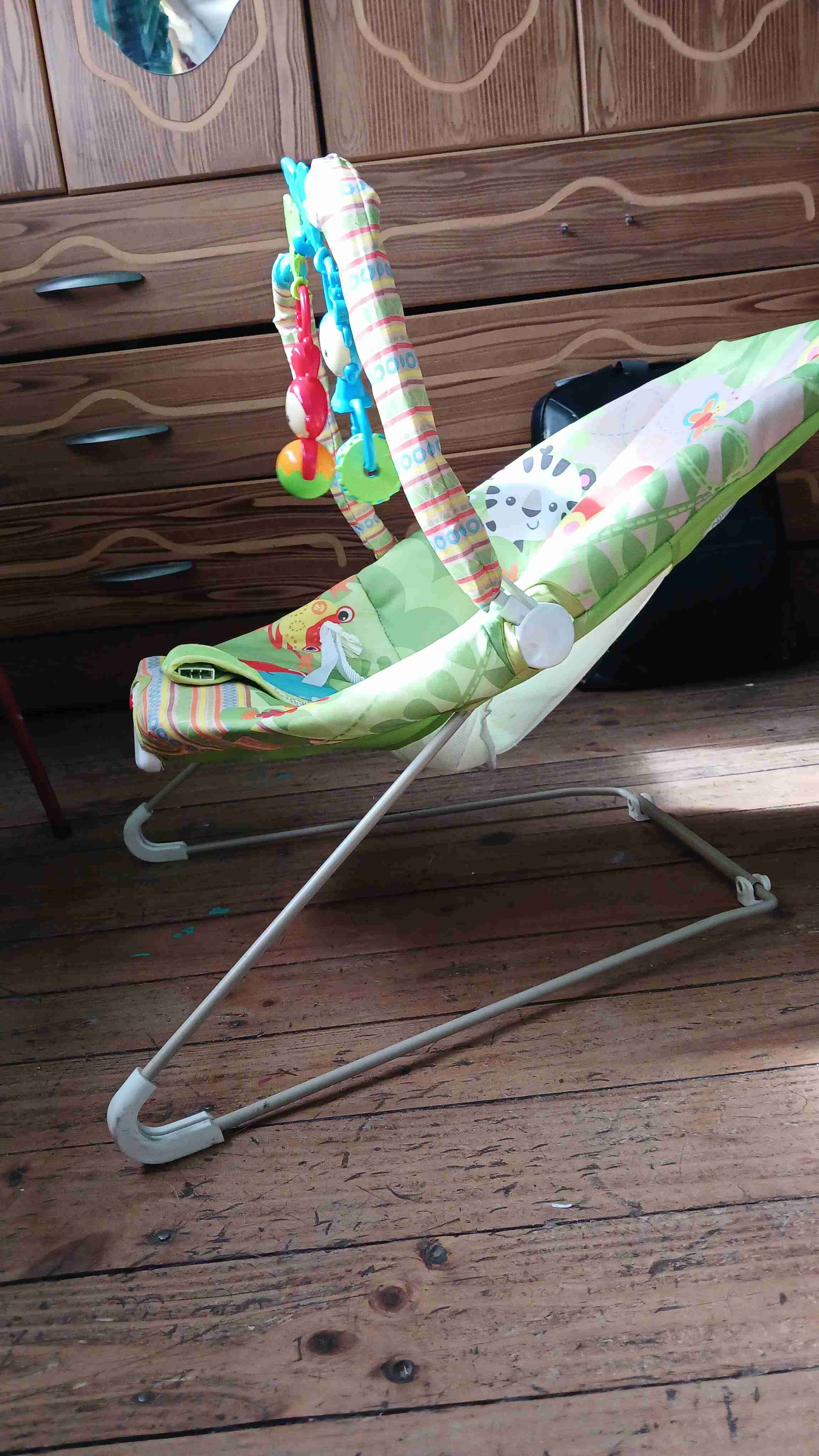 Silla mecedora para bebé - miniatura 3