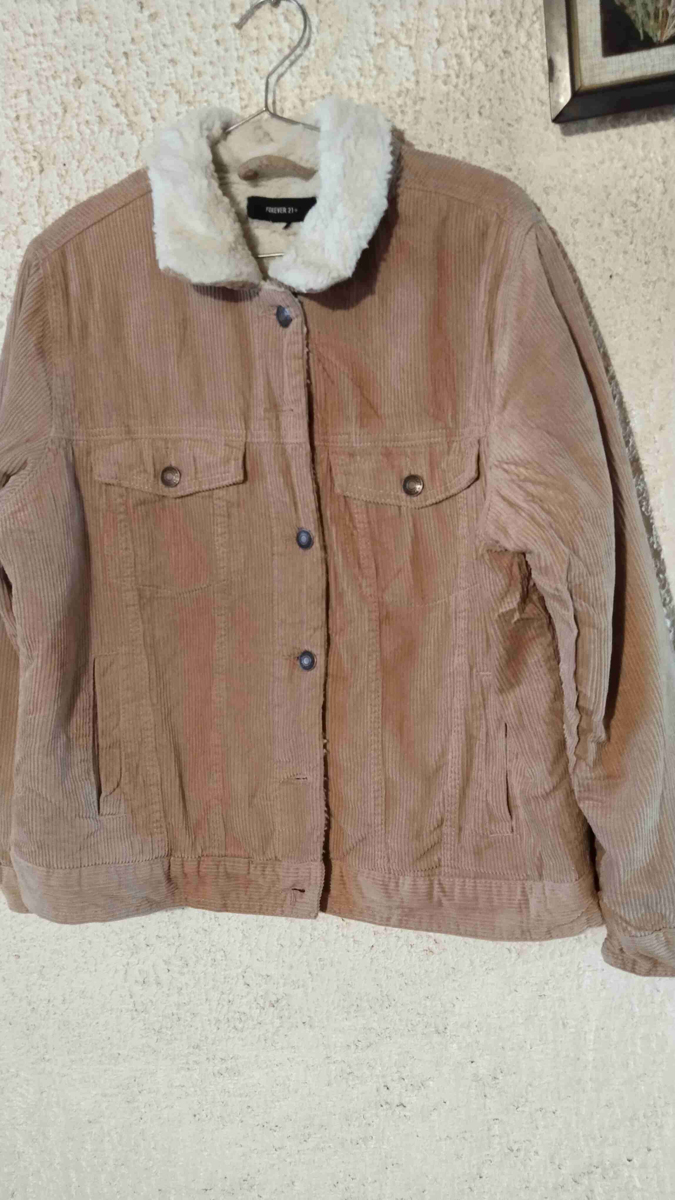 Chaqueta beige de pana Forever 21
