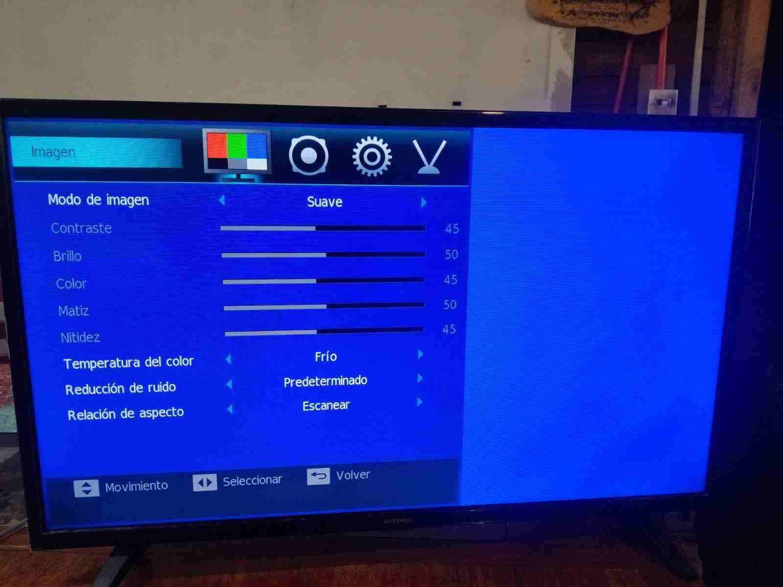 Televisor LED HD 32 pulgadas - miniatura 1