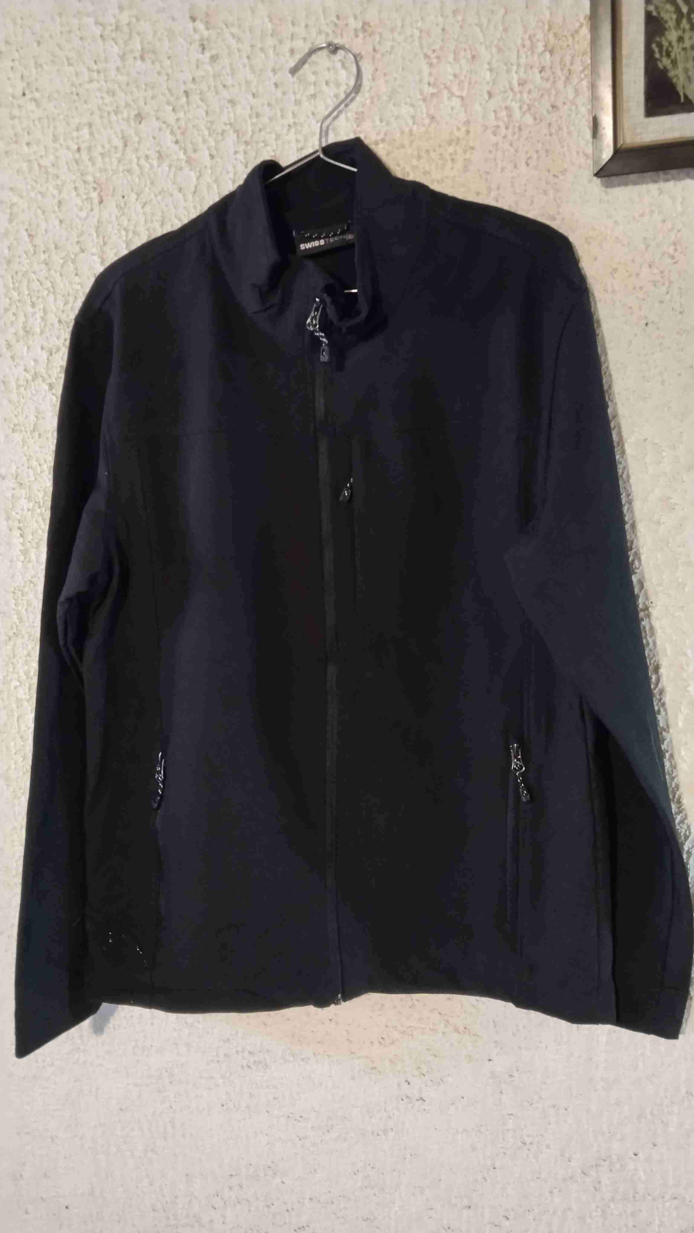 Chaqueta softshell negra